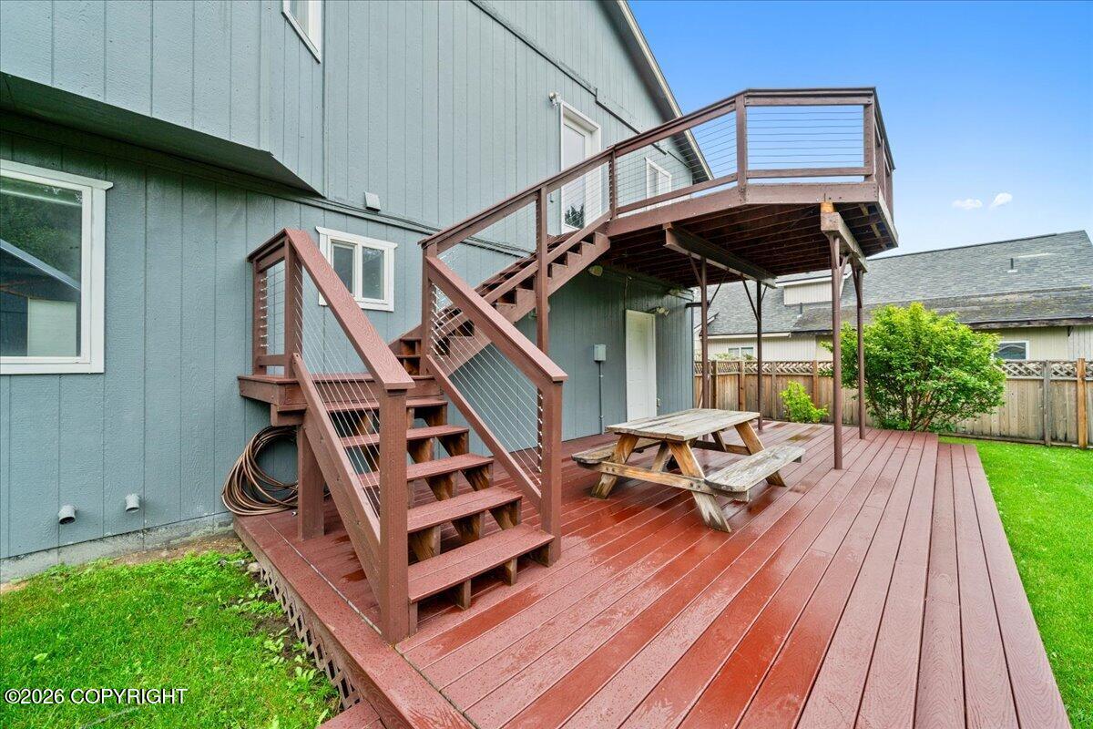 720 N Cascade Court Property Photo 5
