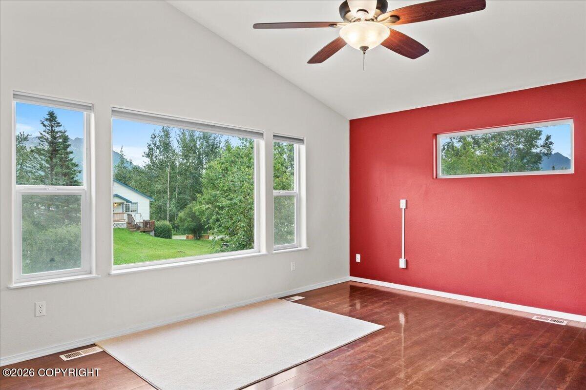 720 N Cascade Court Property Photo 10