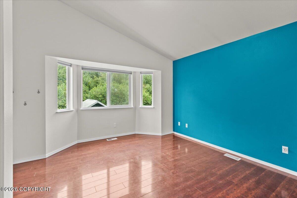 720 N Cascade Court Property Photo 14