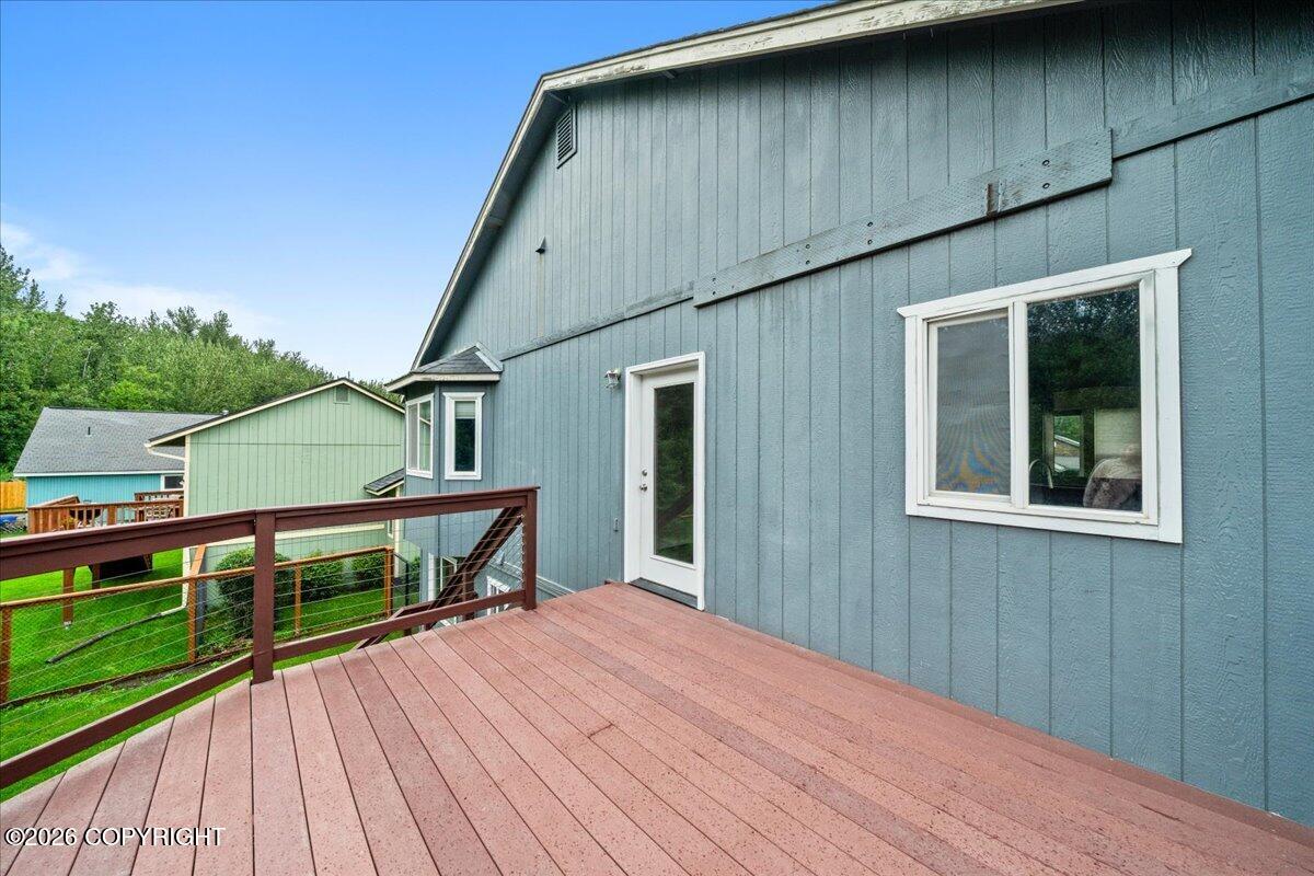 720 N Cascade Court Property Photo 27