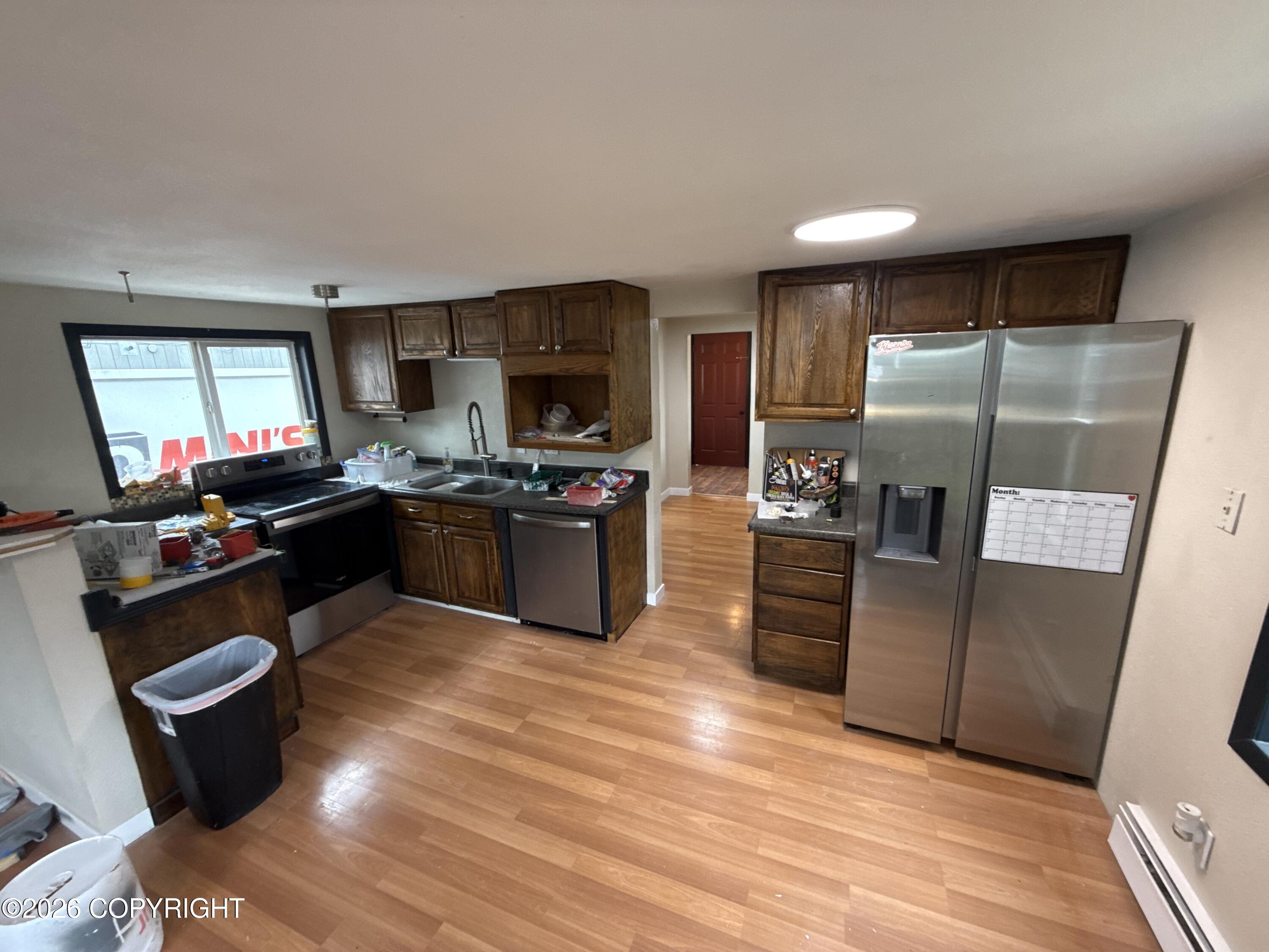 1443 W 25th Avenue Property Photo 2