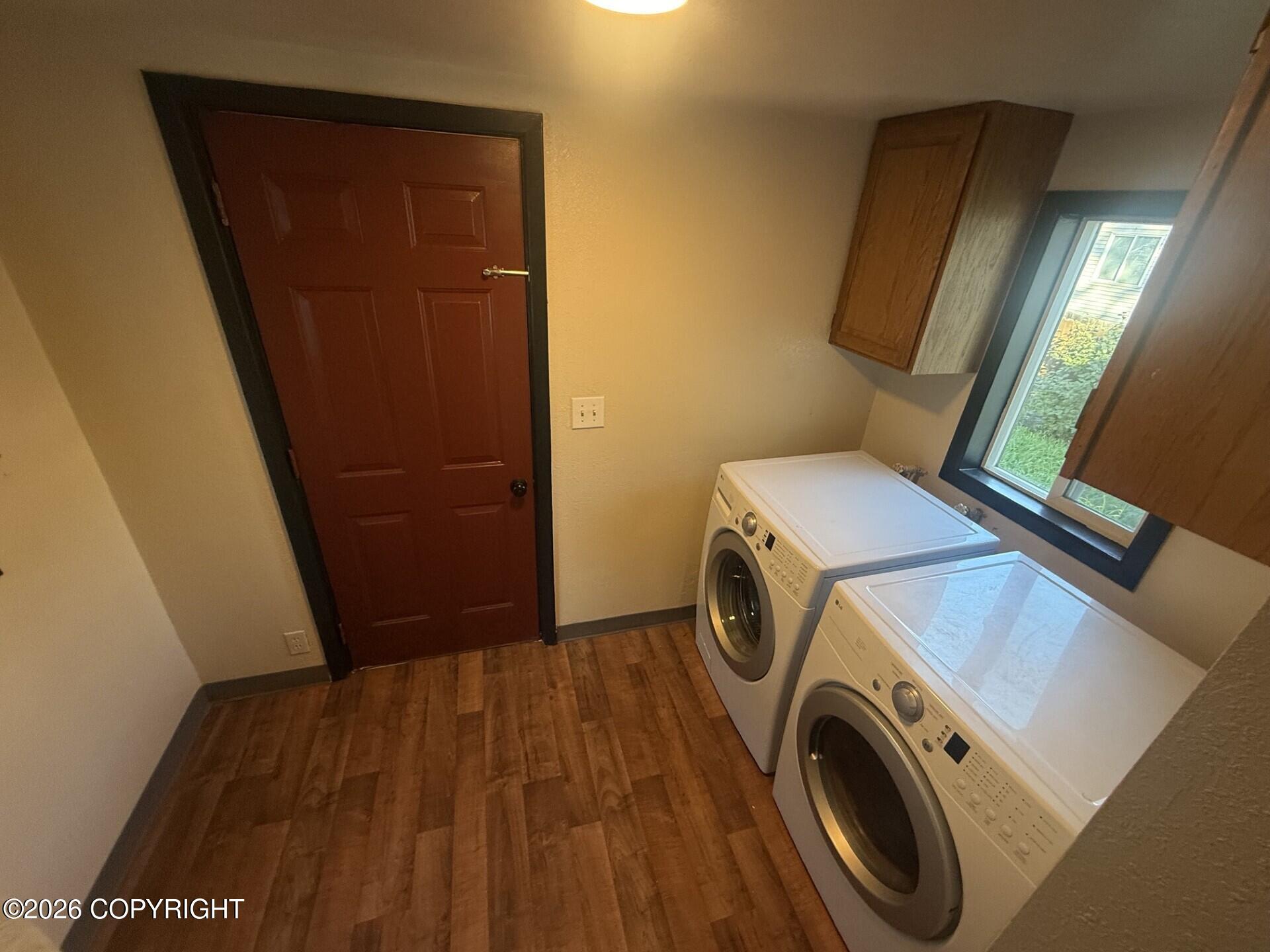 1443 W 25th Avenue Property Photo 19