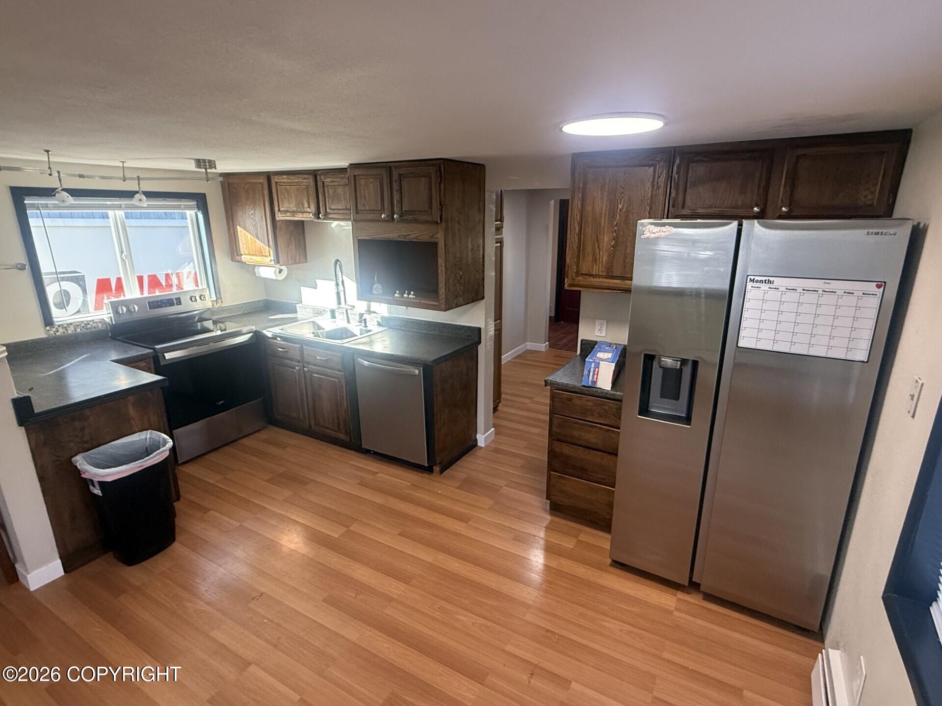 1443 W 25th Avenue Property Photo 25