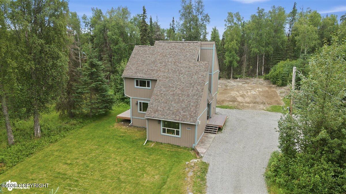 41835 Watchtower Court Property Photo 2
