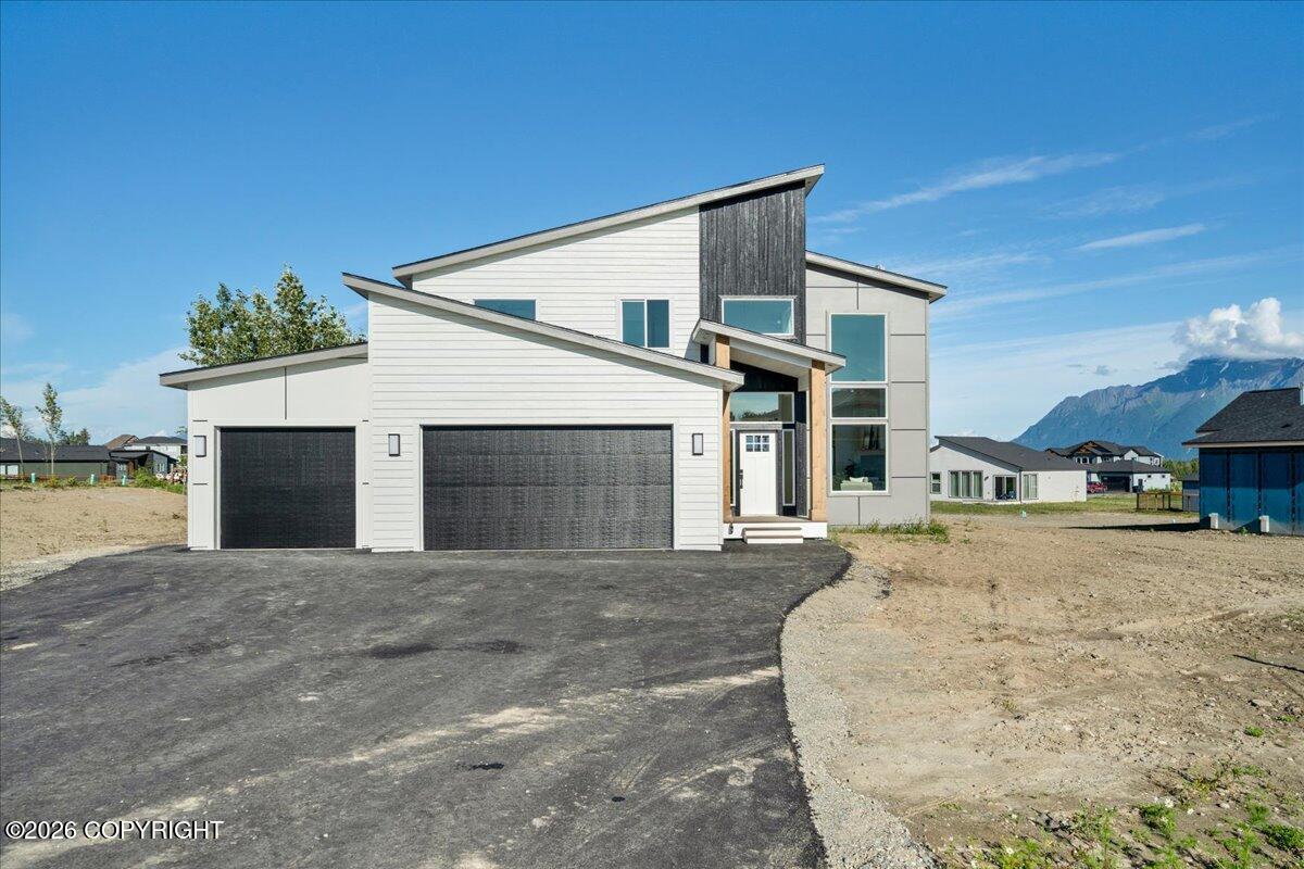 2497 S Sanctuary Drive Property Photo 1
