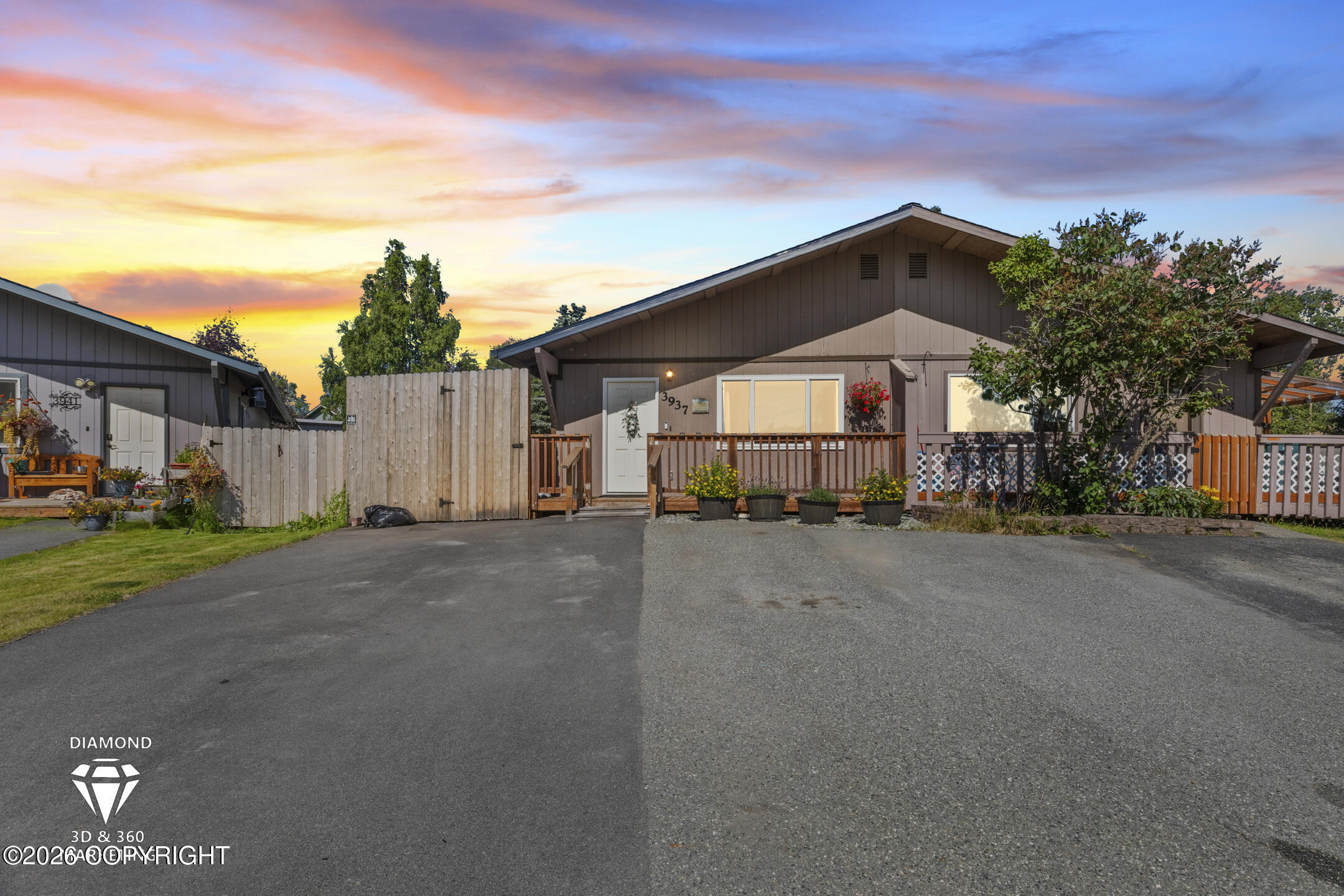 3937 Starburst Circle Property Photo 1
