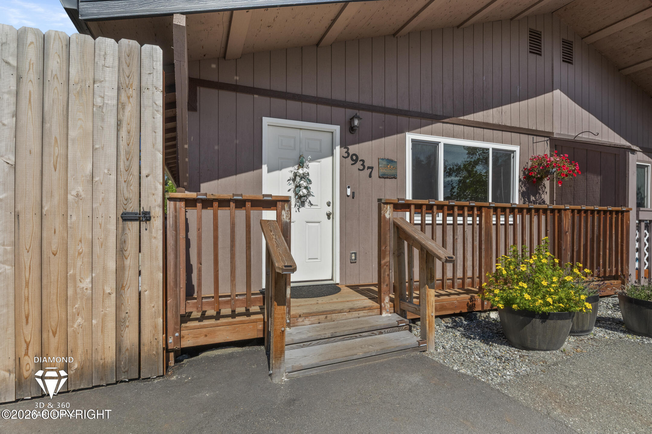 3937 Starburst Circle Property Photo 3