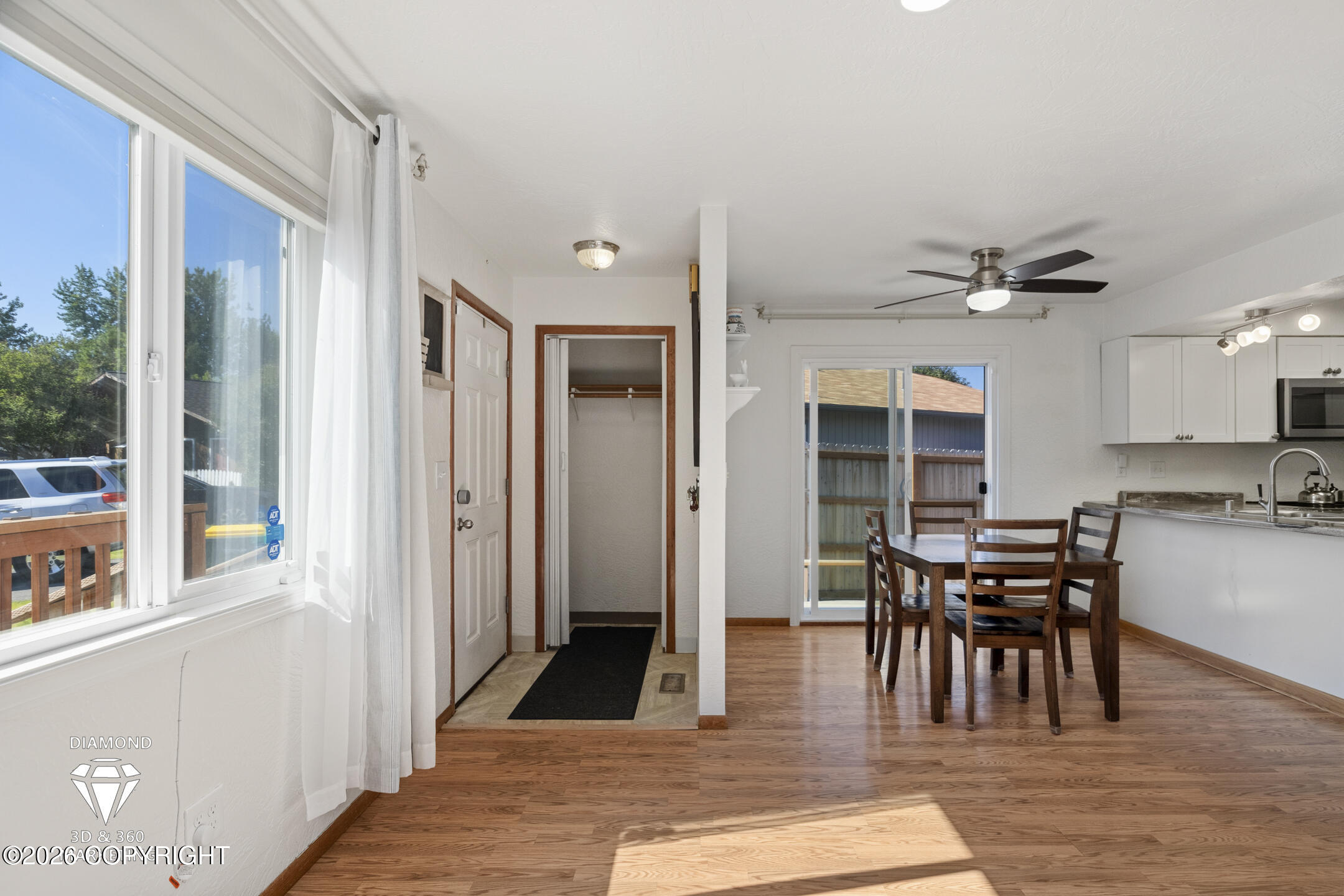 3937 Starburst Circle Property Photo 5