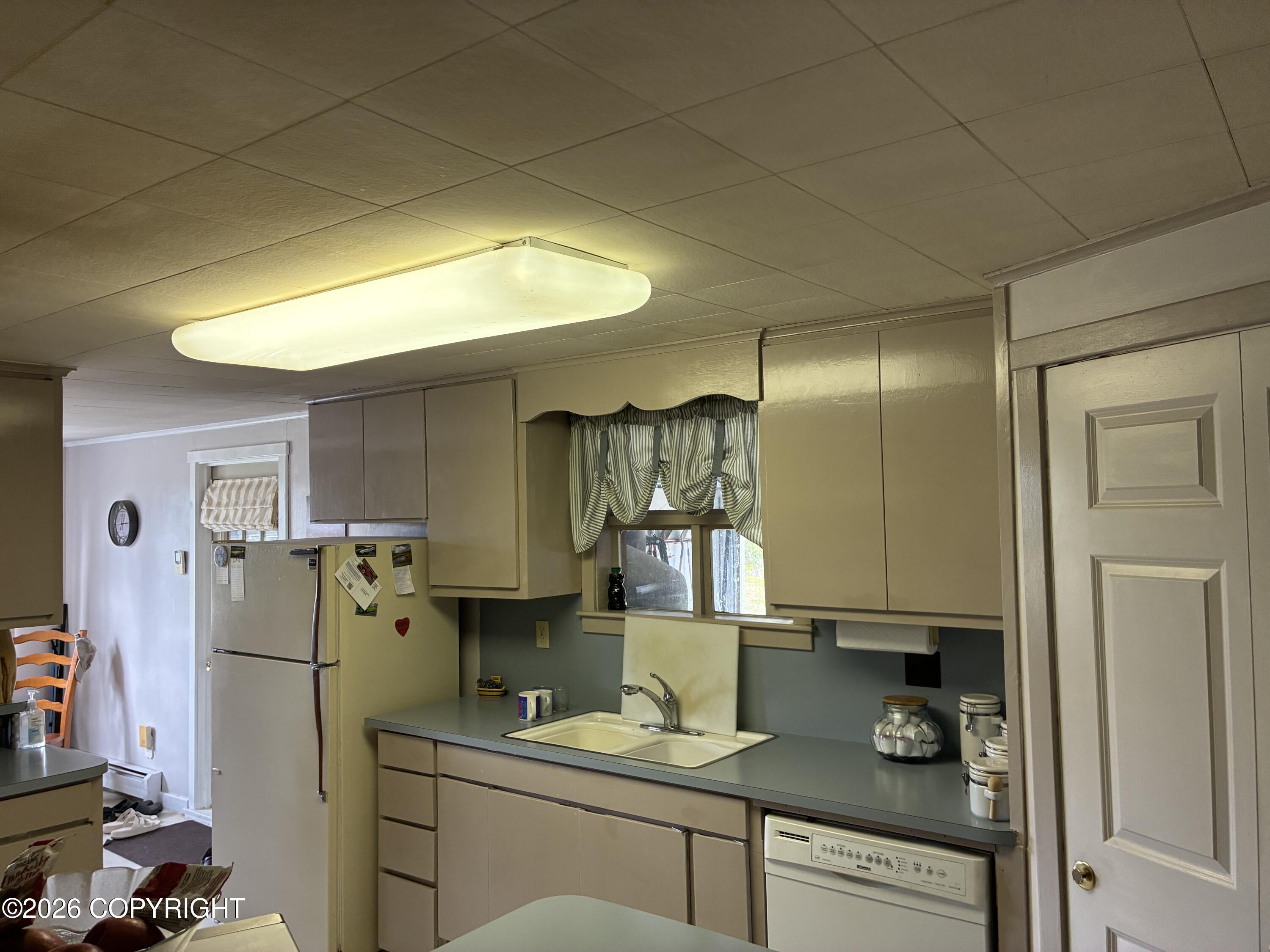 2566 N Glenn Highway Property Photo 11