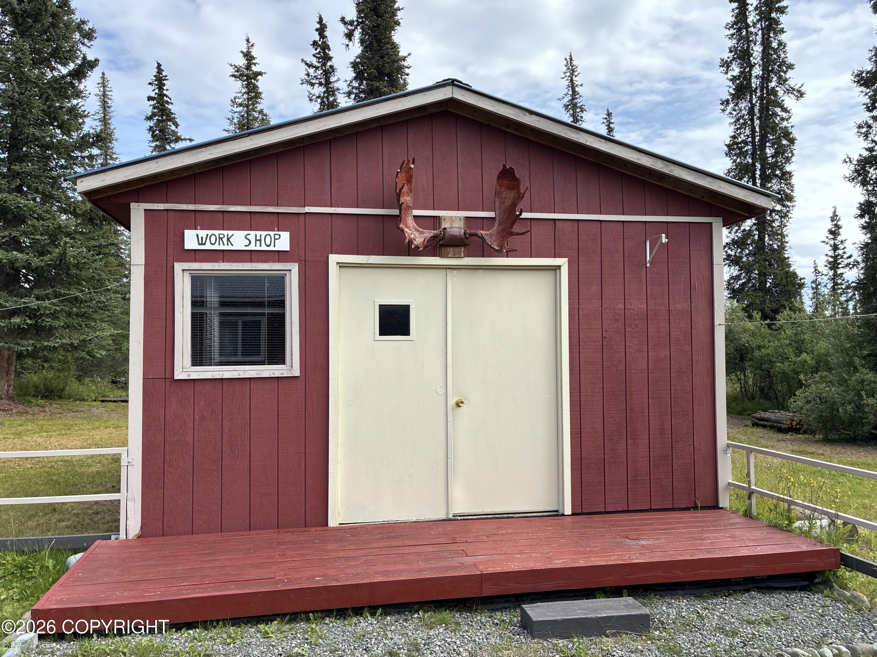 2566 N Glenn Highway Property Photo 12