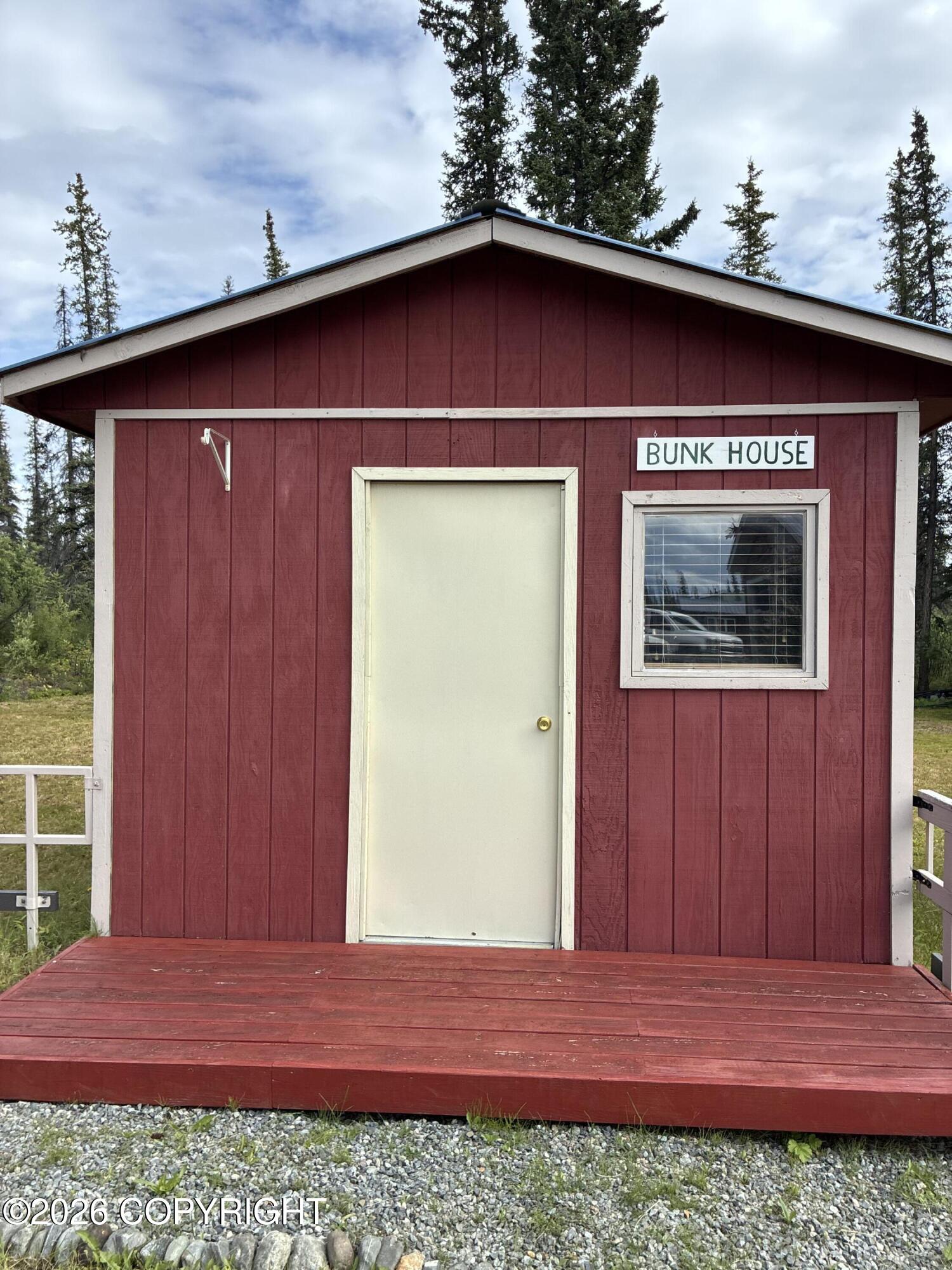 2566 N Glenn Highway Property Photo 14