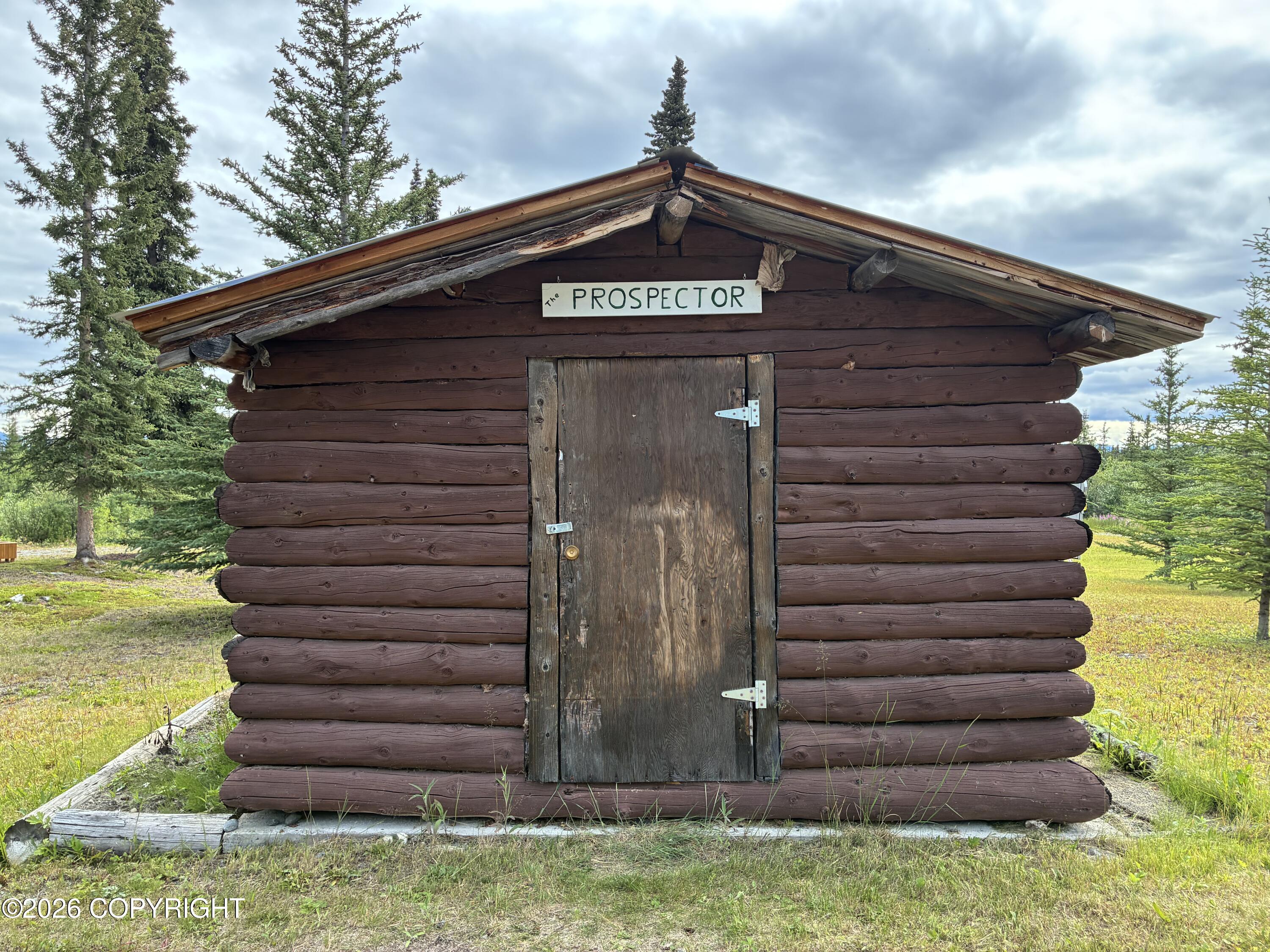 2566 N Glenn Highway Property Photo 22