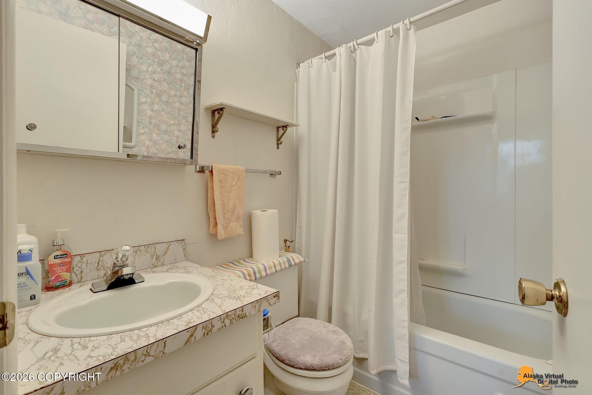 7657 E 20th Avenue Property Photo 29