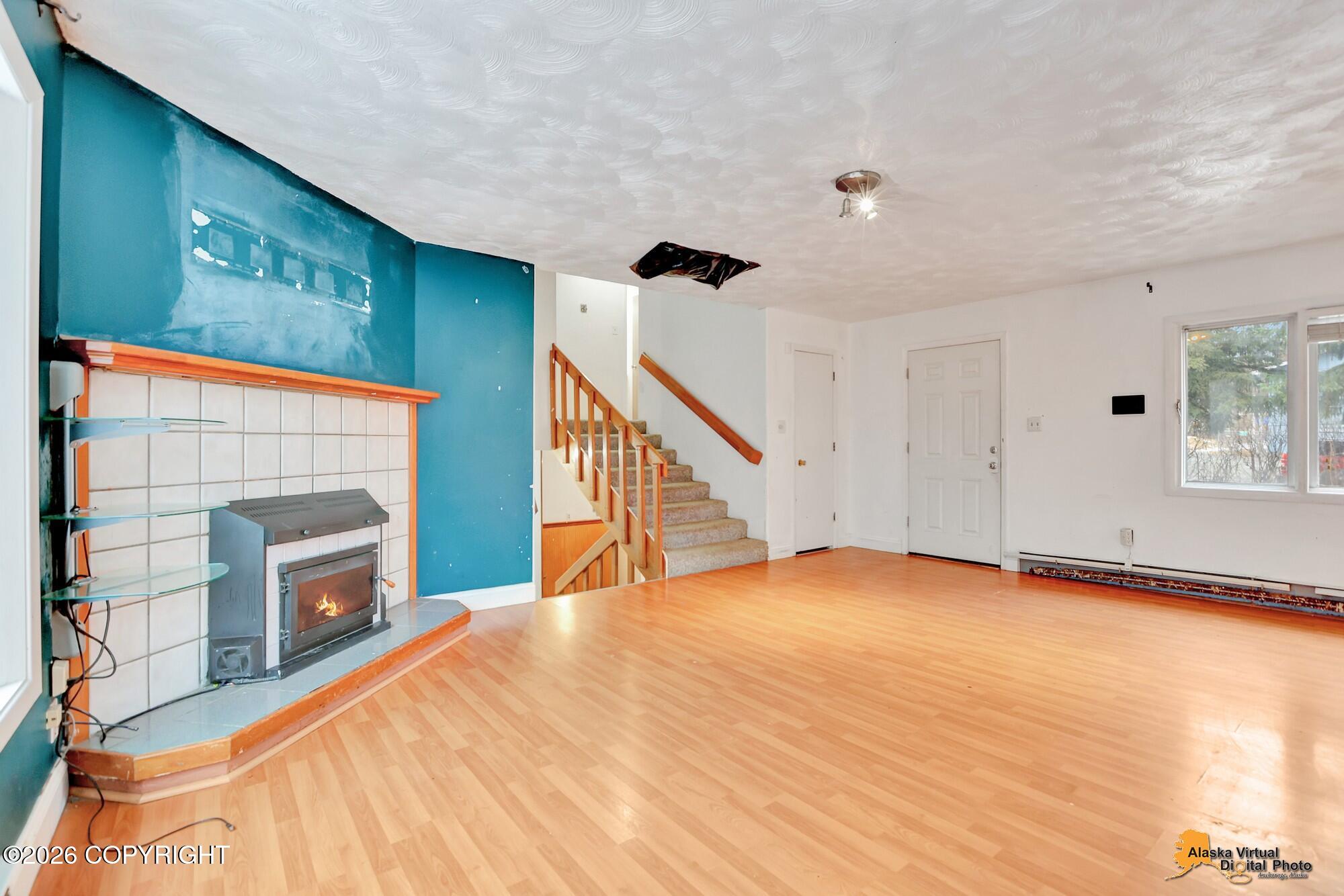 537 W 74th Avenue Property Photo 4