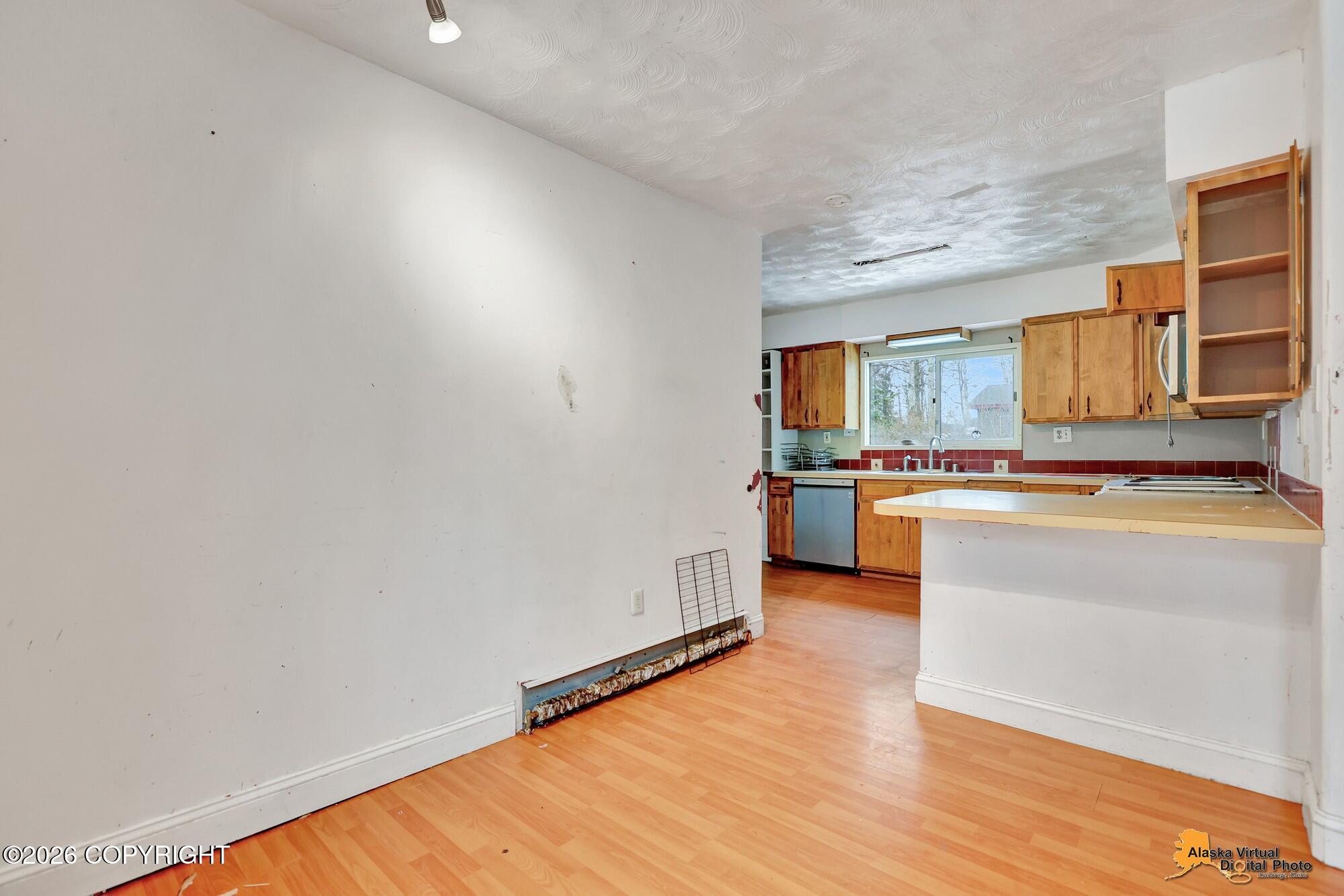 537 W 74th Avenue Property Photo 8