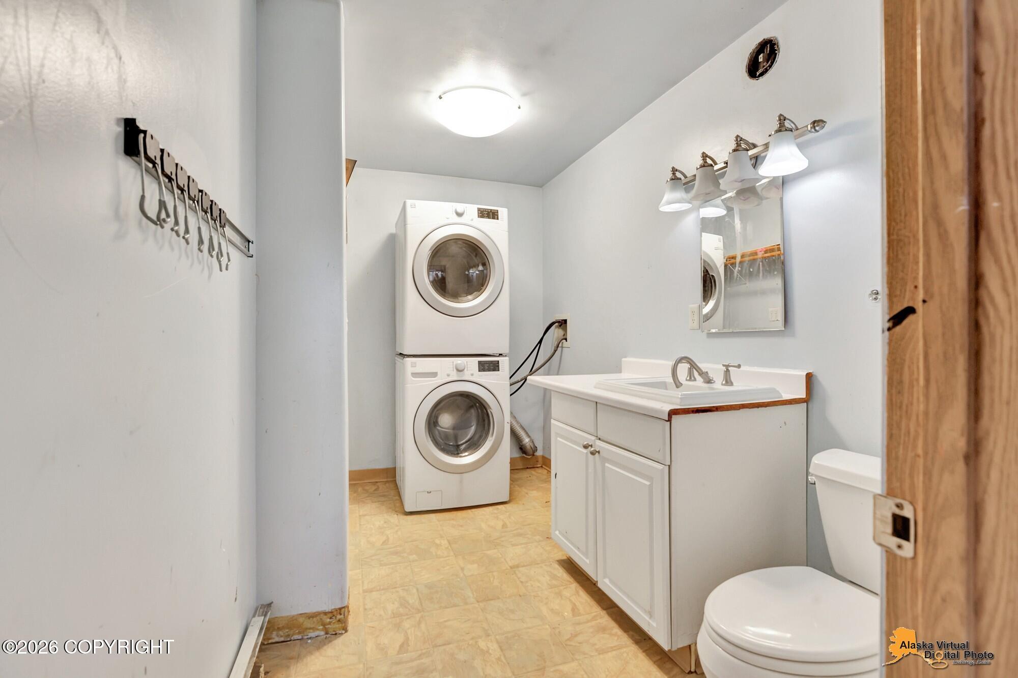 537 W 74th Avenue Property Photo 43