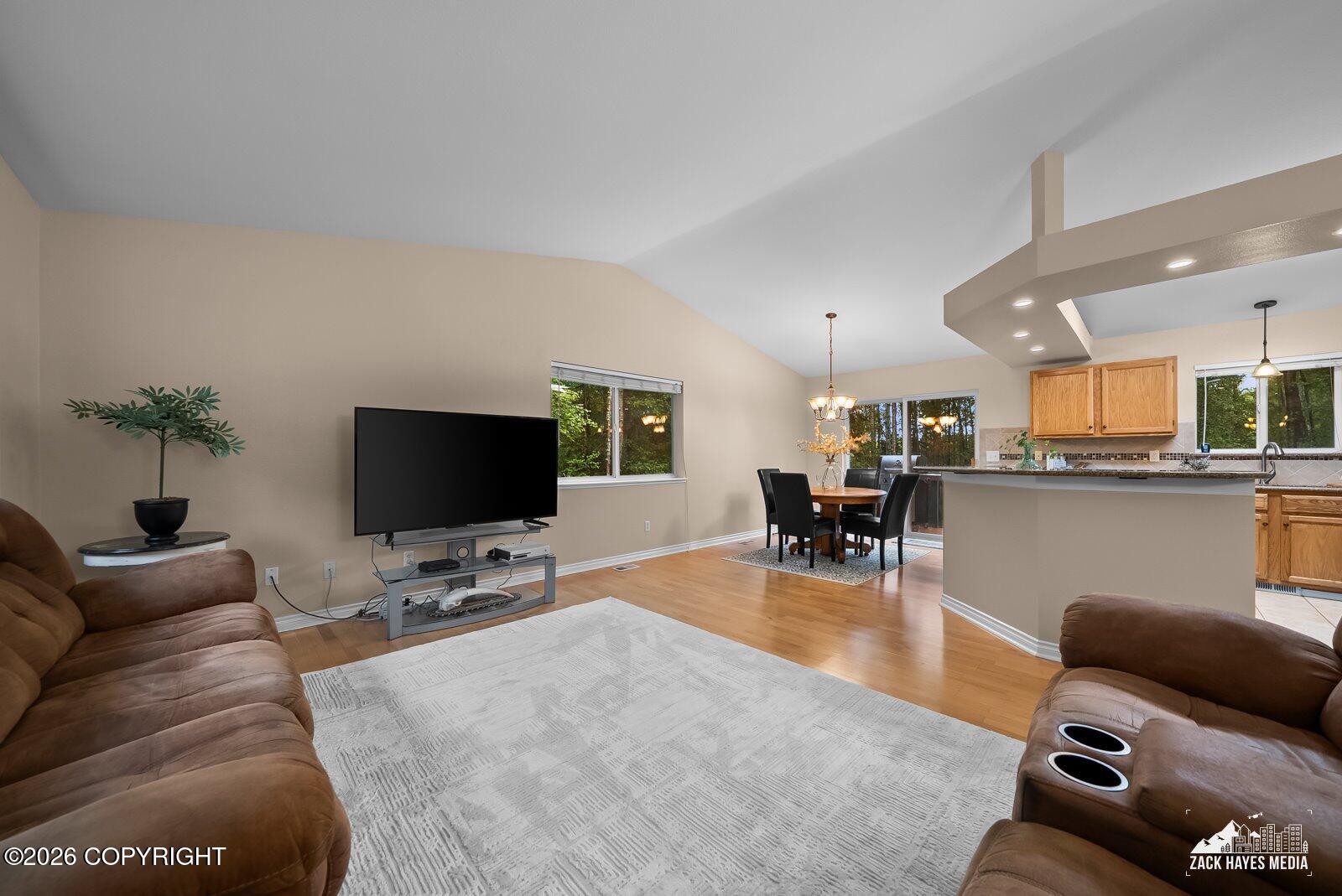22634 Judd Drive Property Photo 3