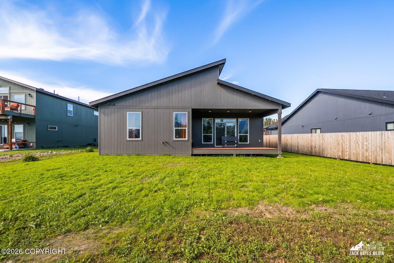 1160 E Mountain Peak Loop Property Photo 49