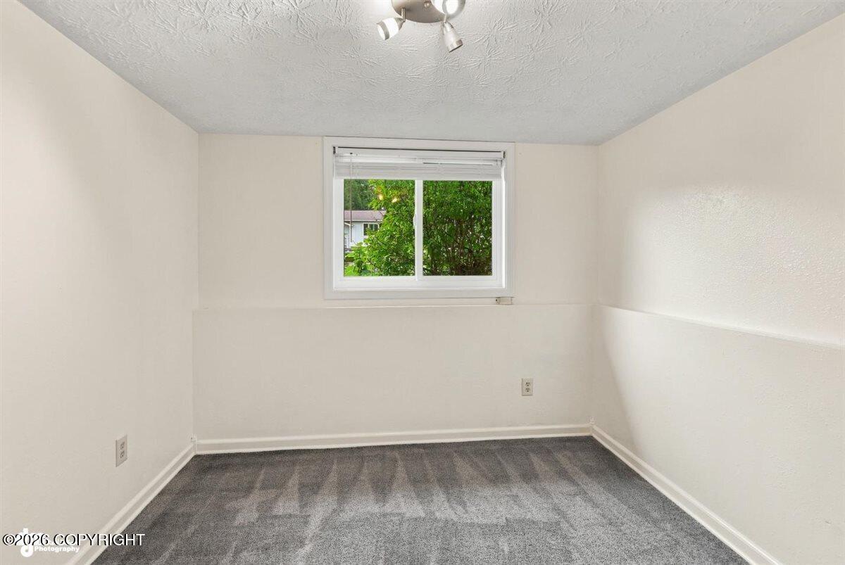 16212 Berthod Way Property Photo 23
