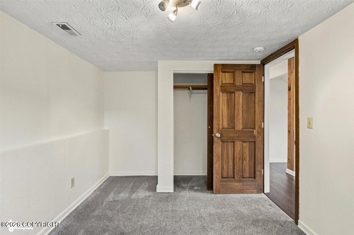 16212 Berthod Way Property Photo 24