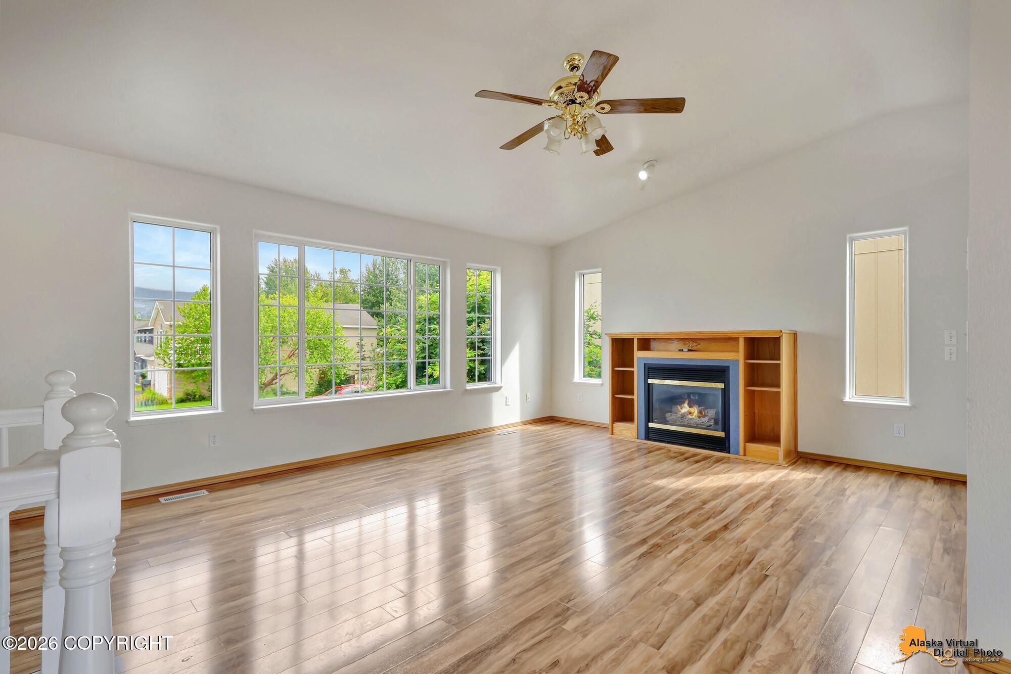 7402 White Hawk Drive Property Photo 3