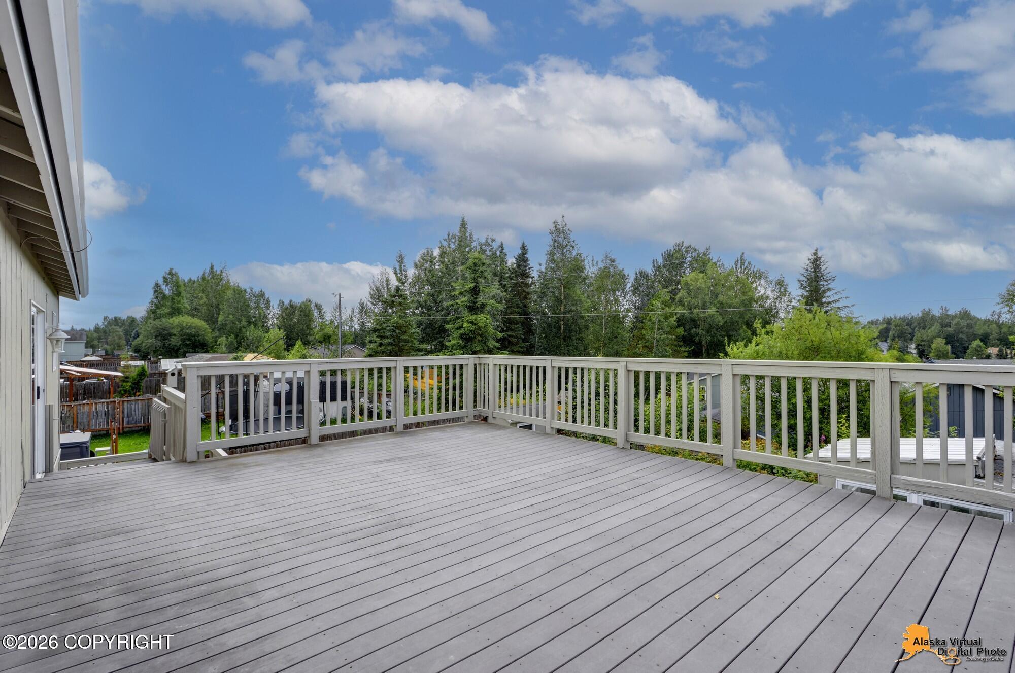 7402 White Hawk Drive Property Photo 11