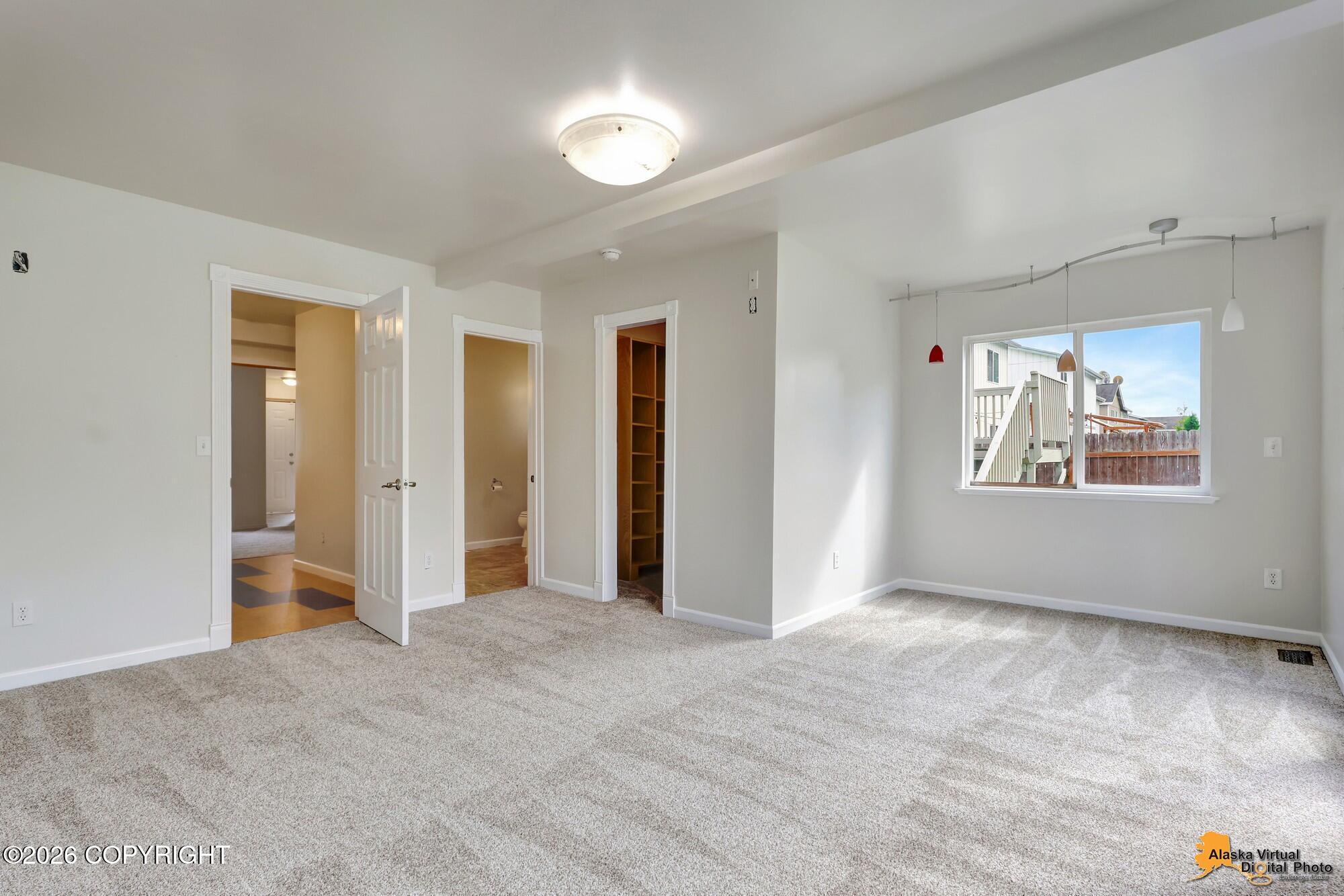 7402 White Hawk Drive Property Photo 23