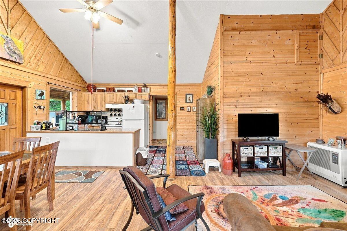 67537 Deep Creek Road Property Photo 5
