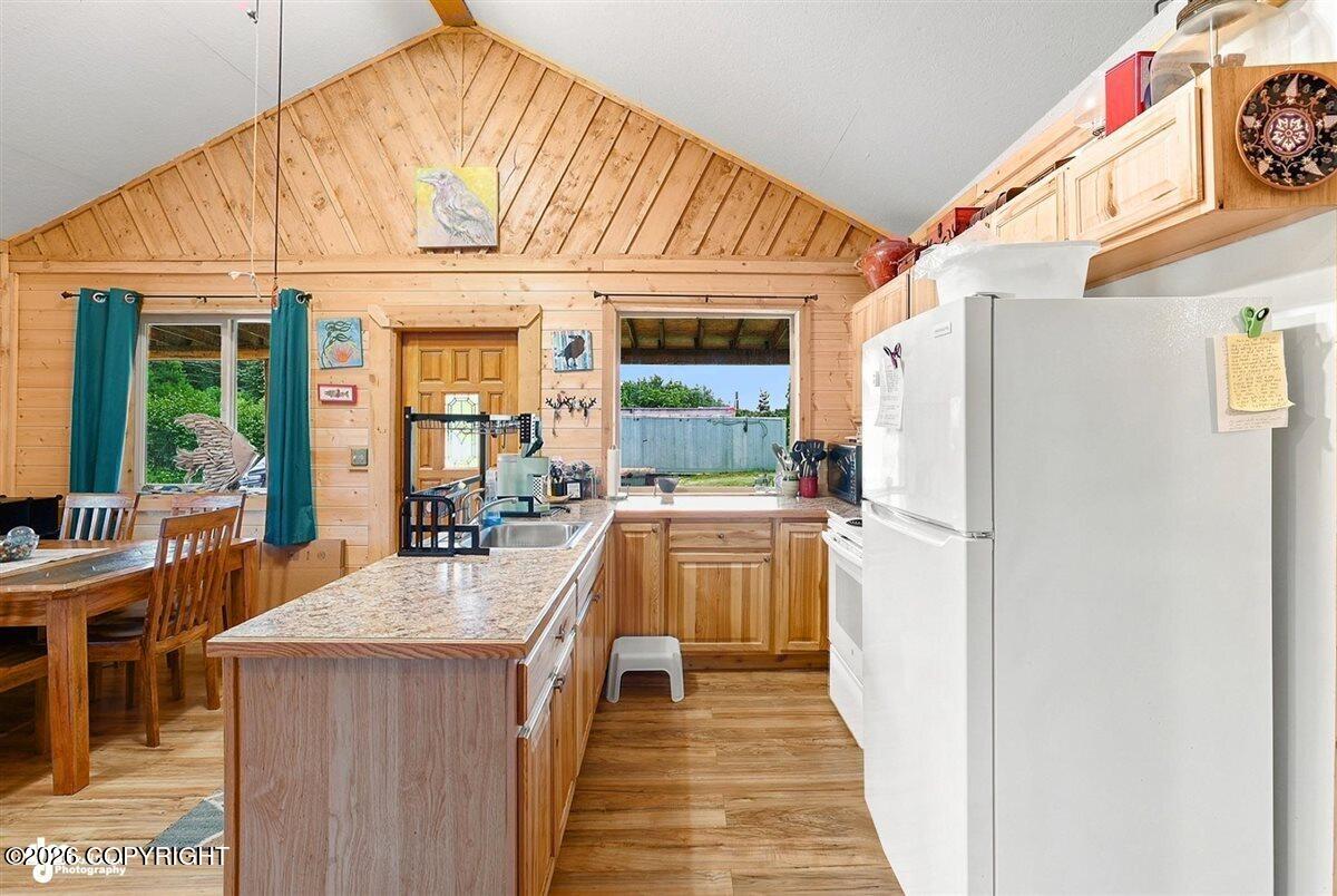 67537 Deep Creek Road Property Photo 12