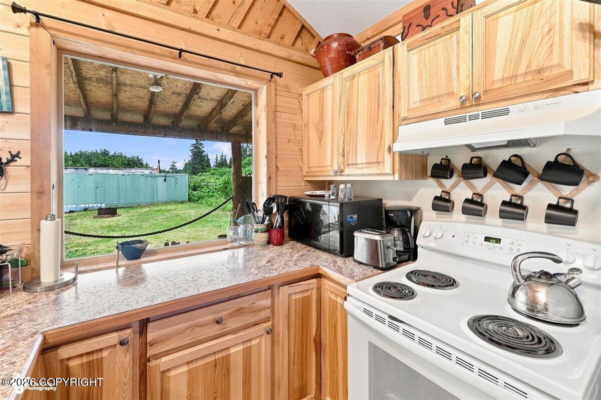 67537 Deep Creek Road Property Photo 15
