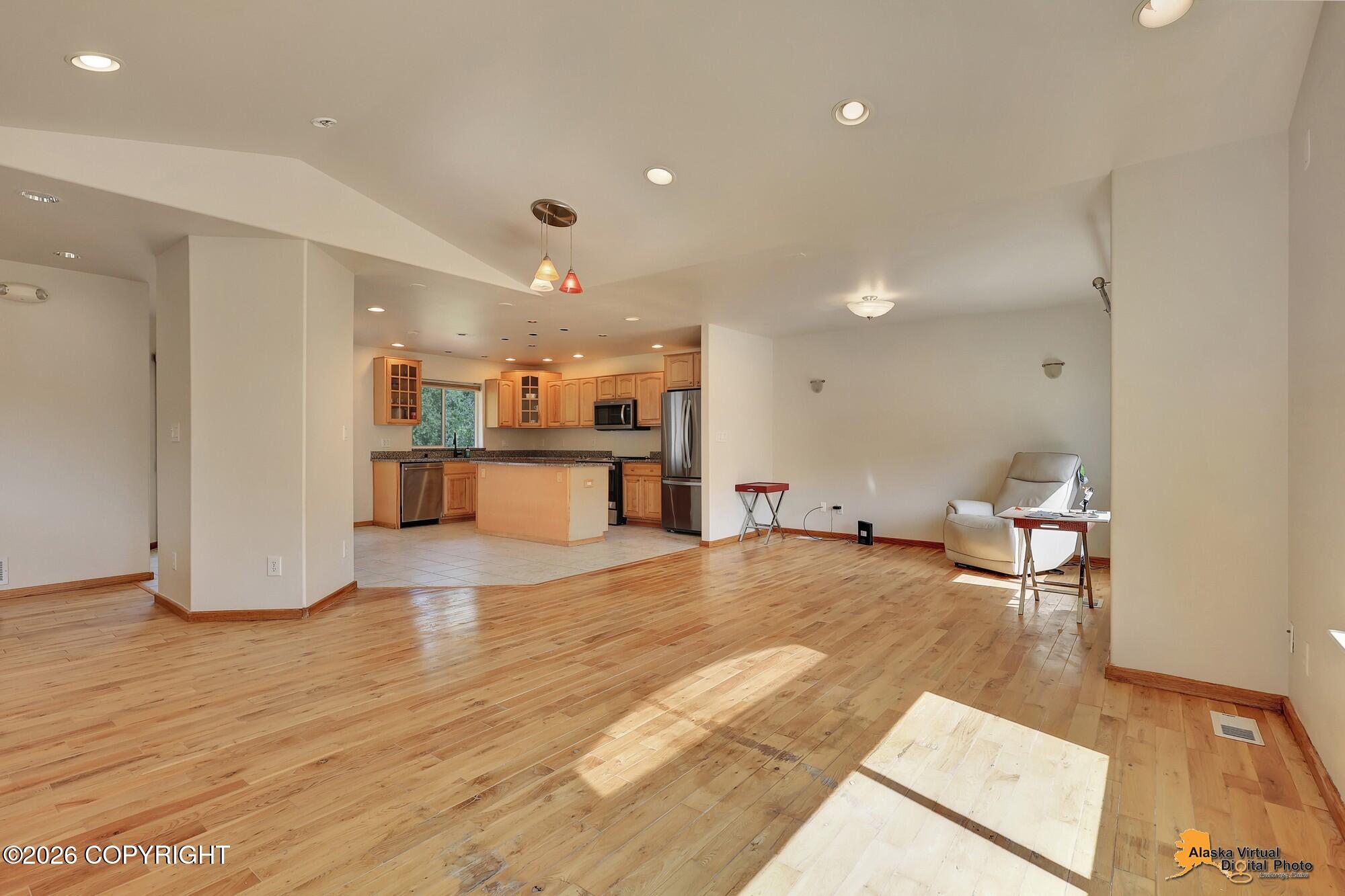 2231 Mona Avenue Property Photo 14