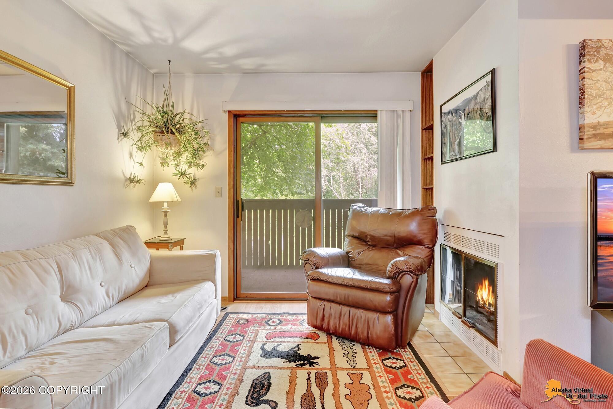 7202 Foxridge Circle #12-a Property Photo 3