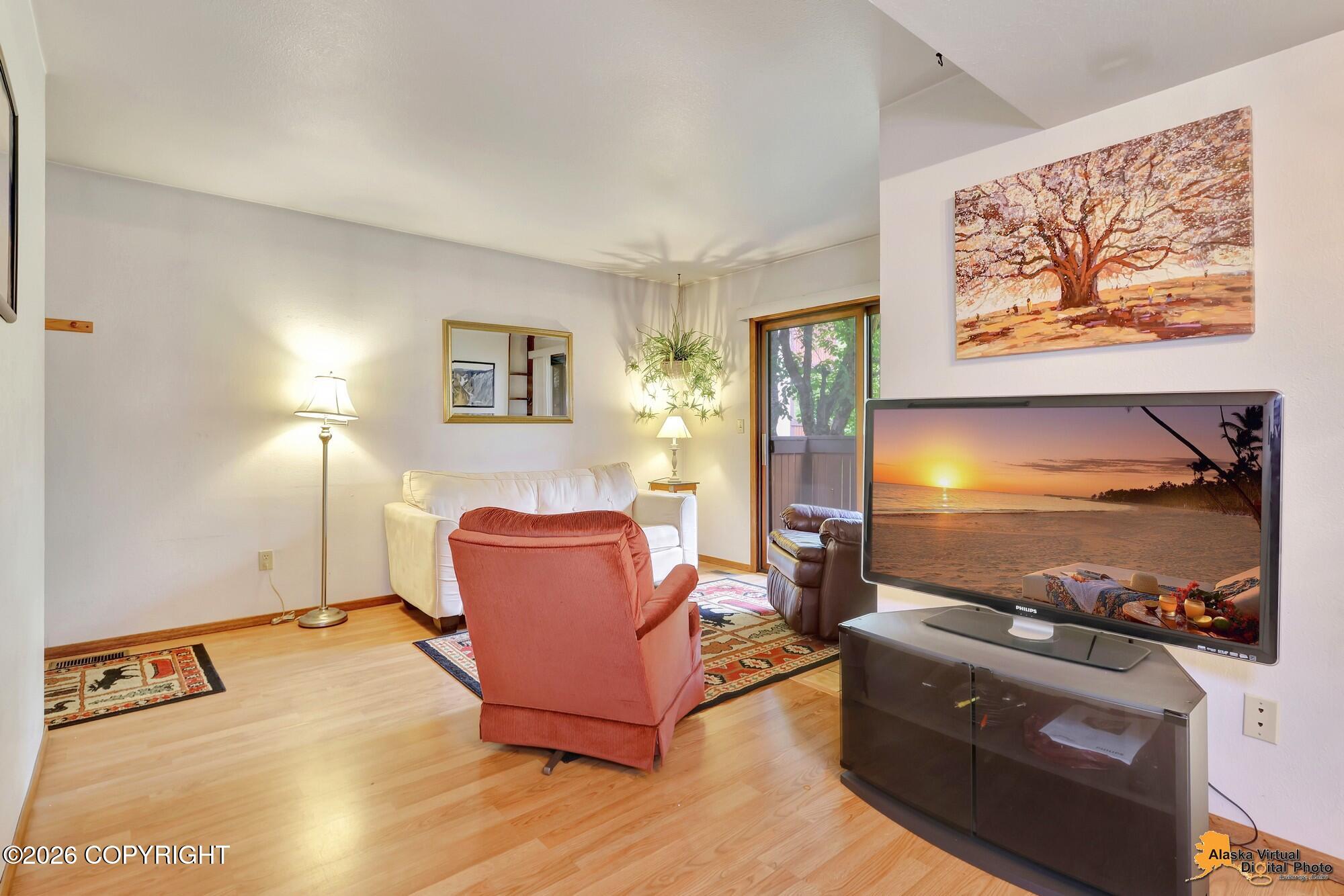 7202 Foxridge Circle #12-a Property Photo 5