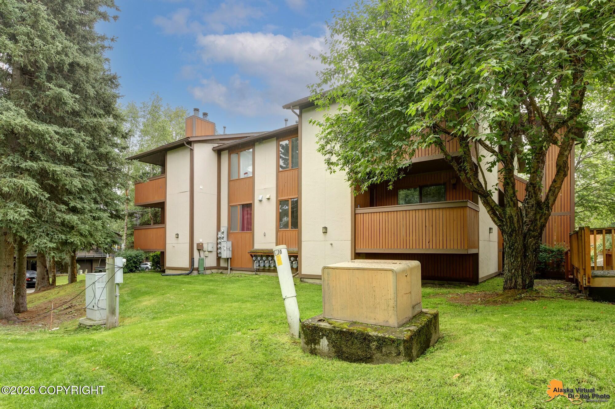 7202 Foxridge Circle #12-a Property Photo 23