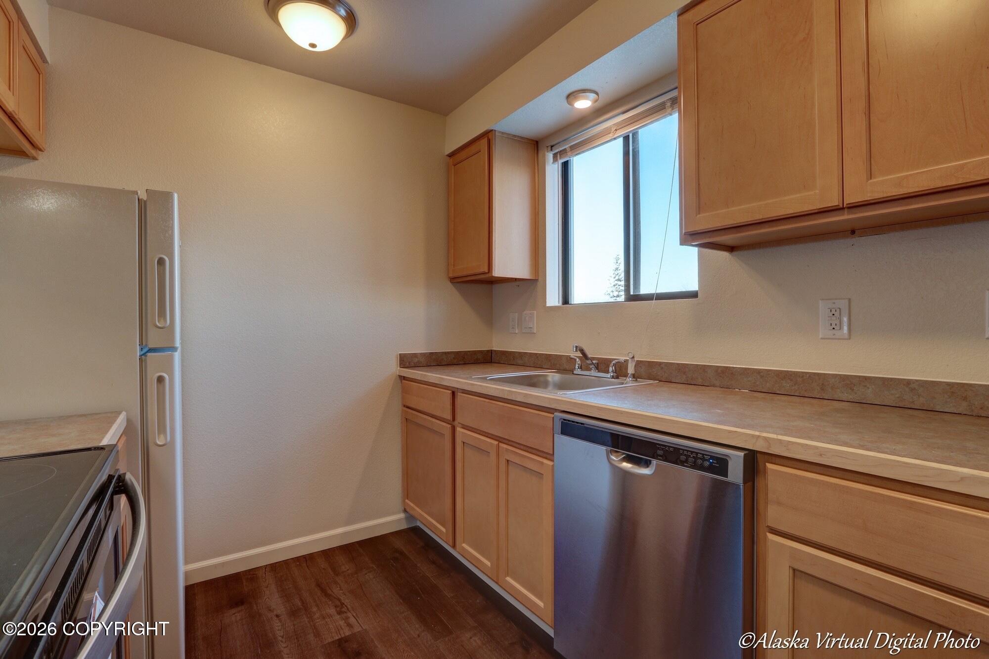 16510 Centerfield Drive #c6 Property Photo 3