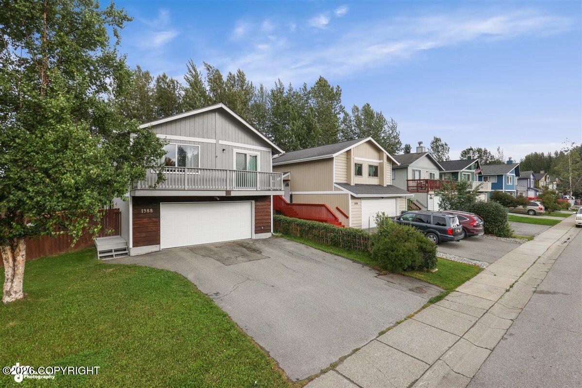 1988 Commodore Drive Property Photo 1