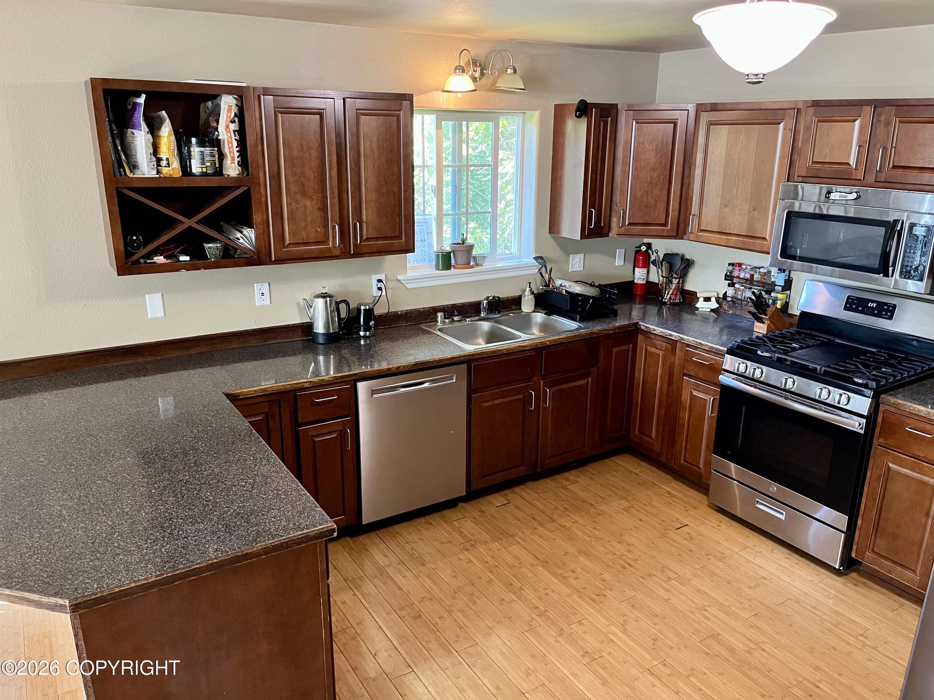 19530 Third Street Property Photo 9