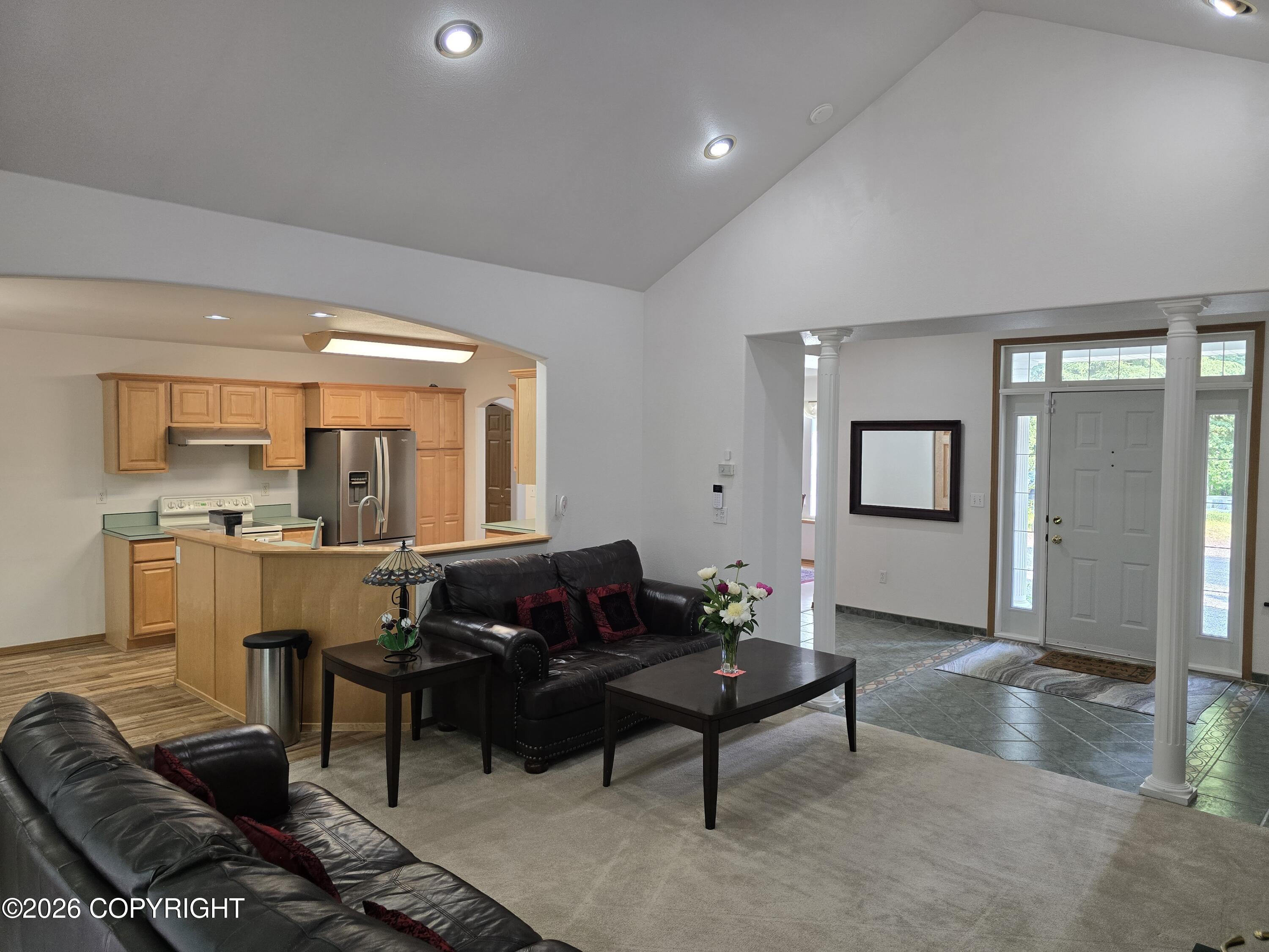 665 Kentshire Drive Property Photo 5