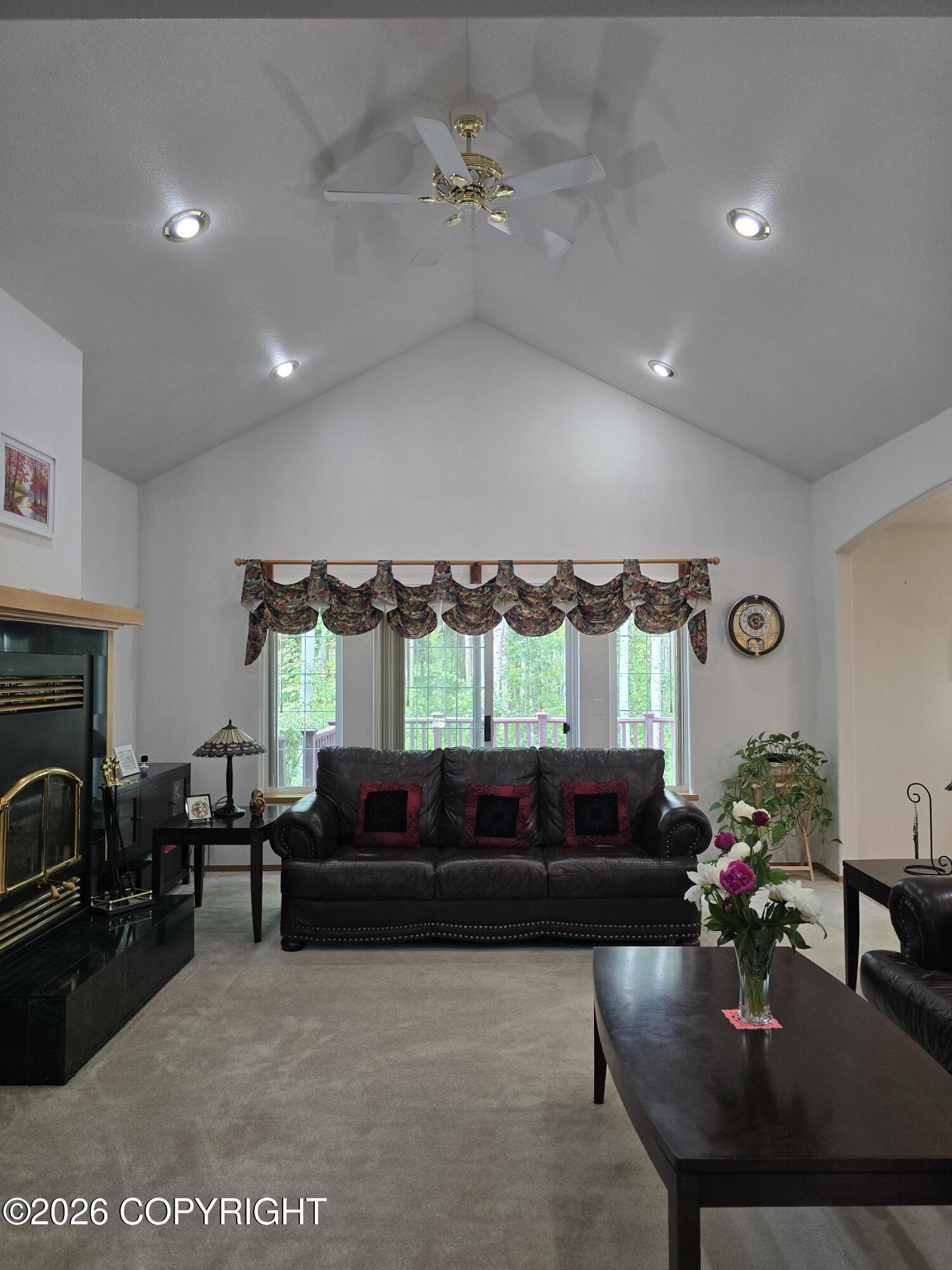 665 Kentshire Drive Property Photo 7
