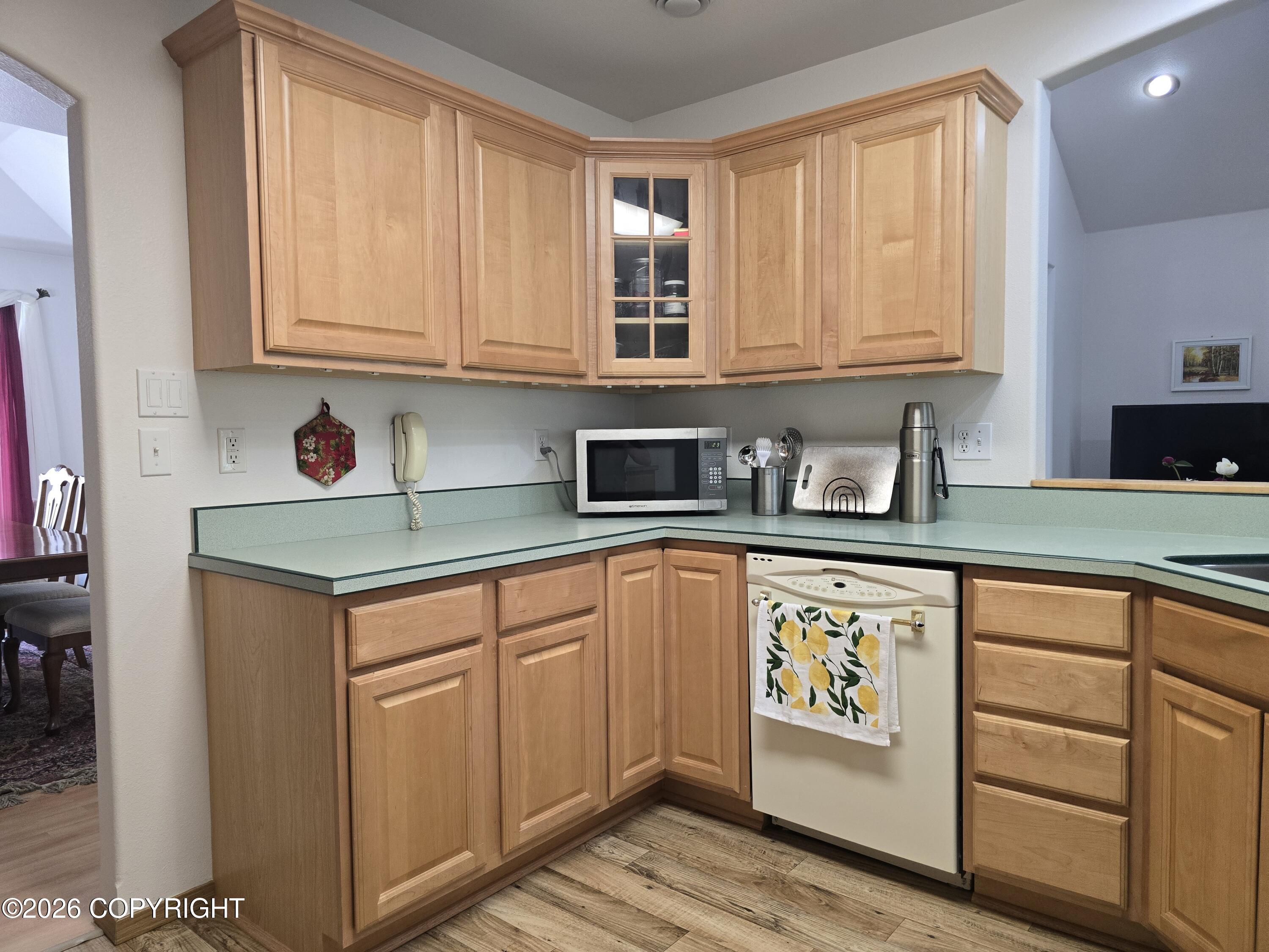665 Kentshire Drive Property Photo 13
