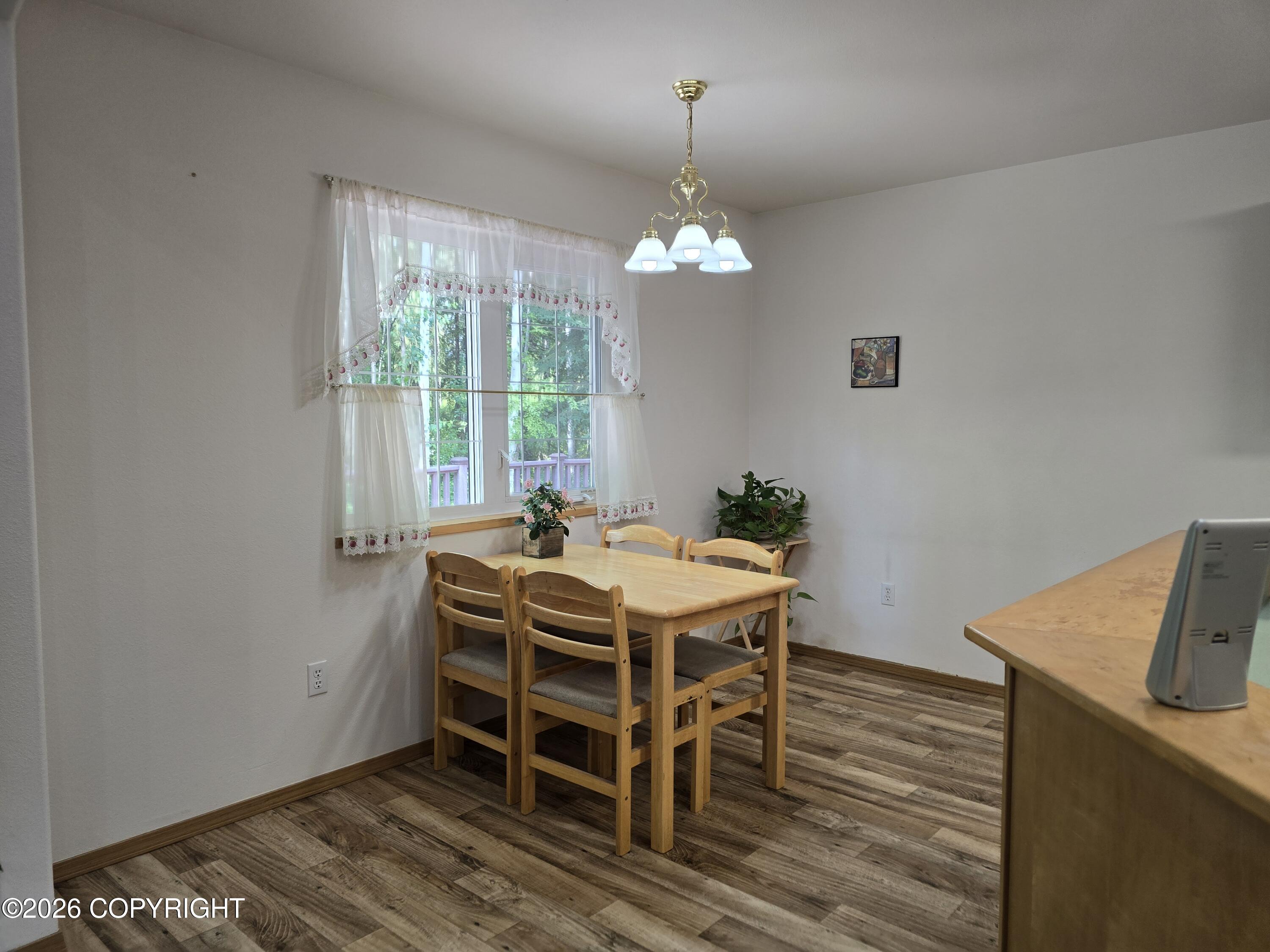 665 Kentshire Drive Property Photo 14