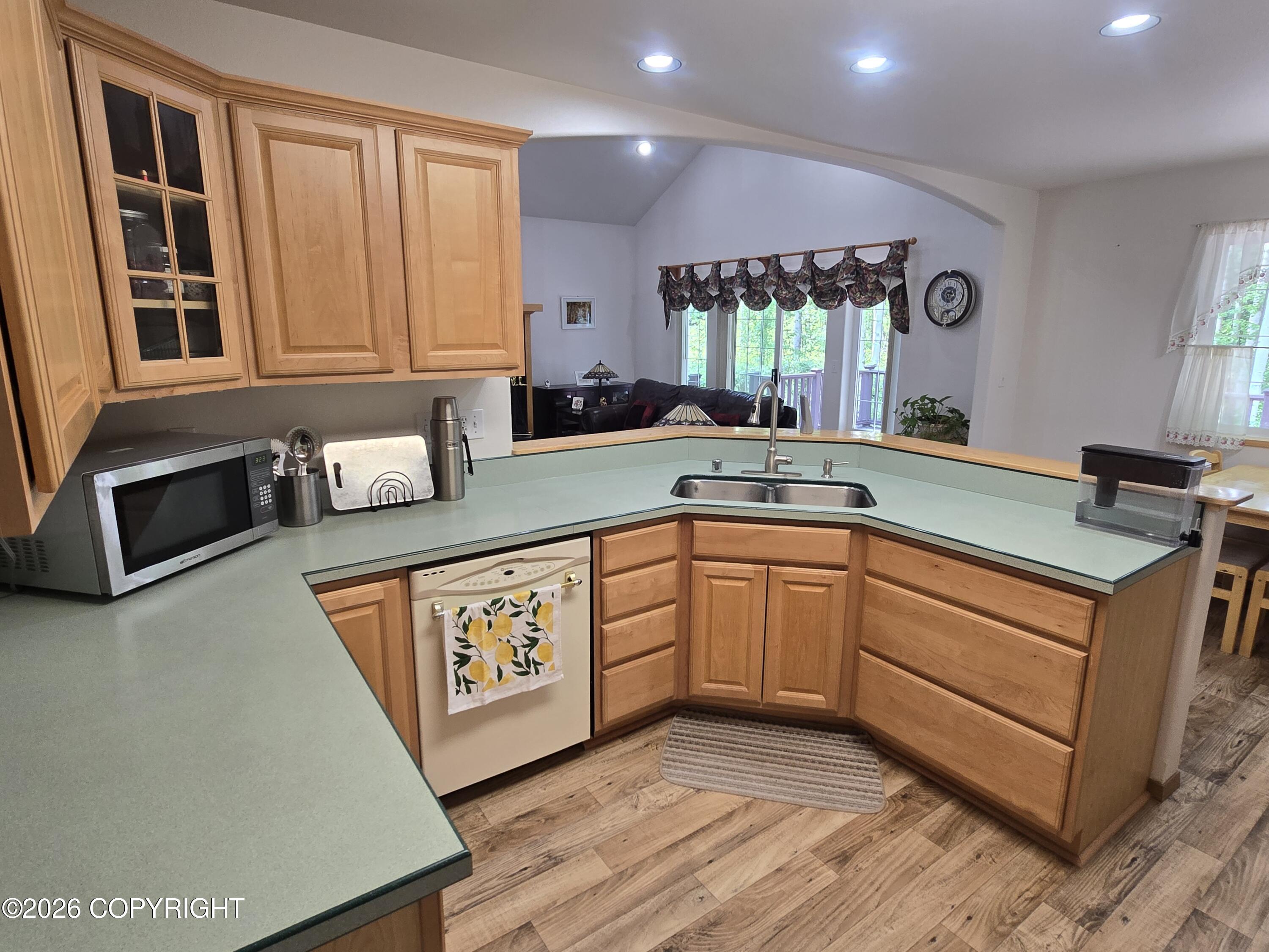 665 Kentshire Drive Property Photo 15