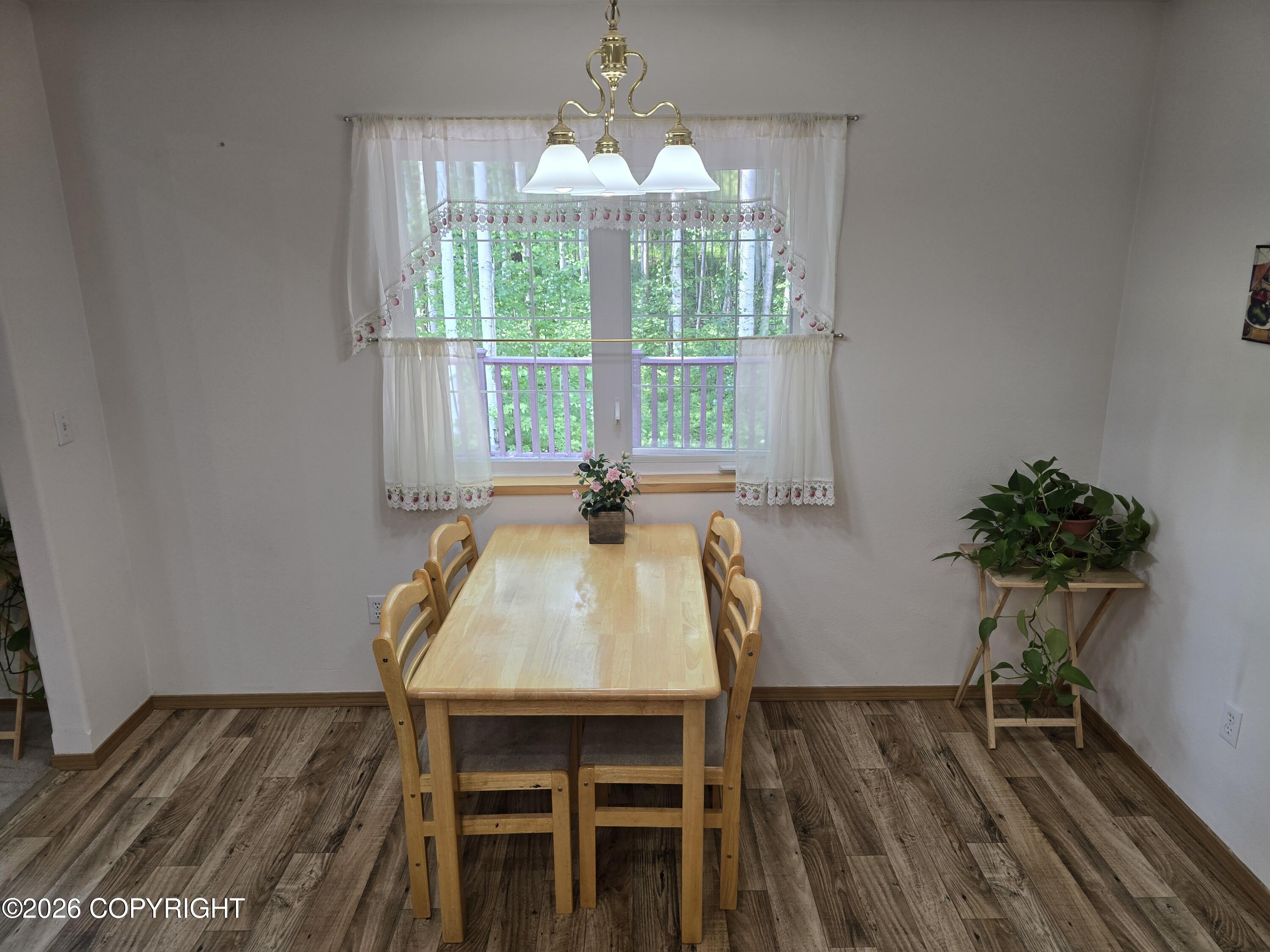 665 Kentshire Drive Property Photo 17