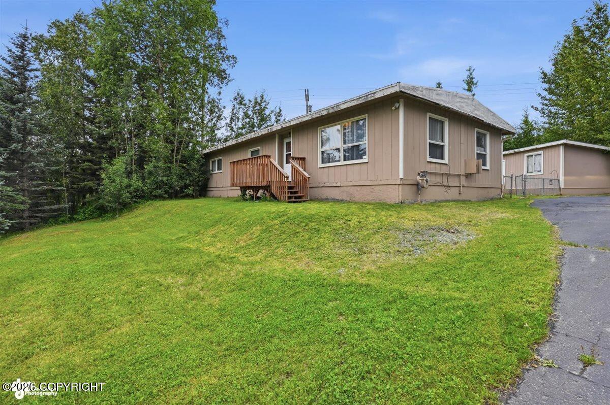 1350 N Wasilla Fishhook Road Property Photo 1
