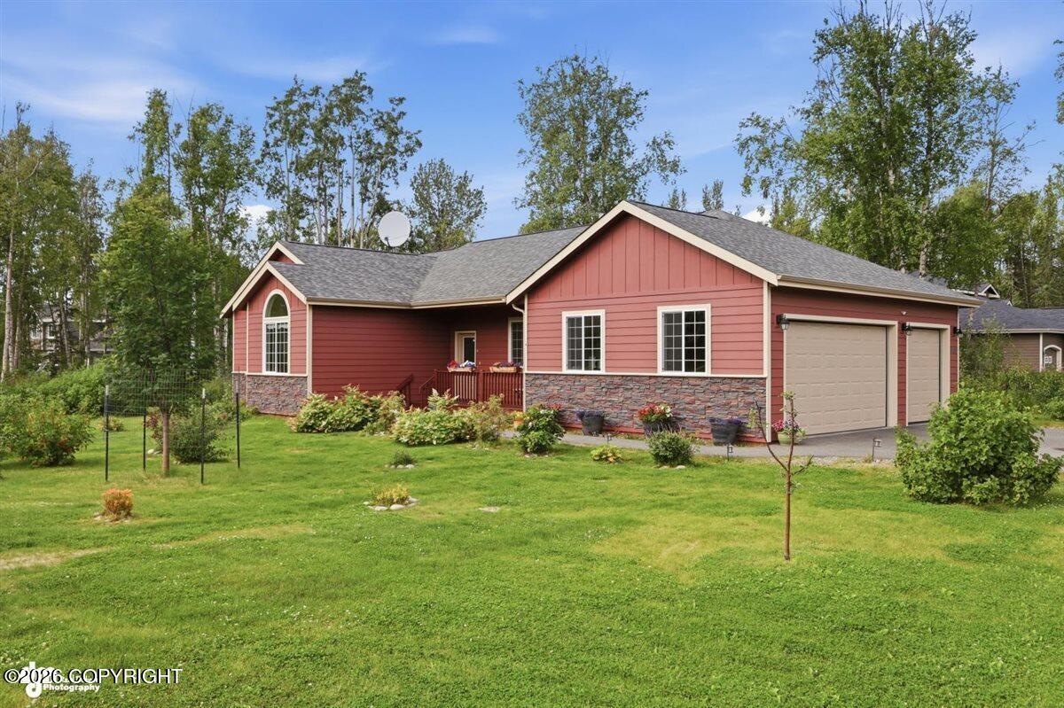 1200 N Bloodstone Circle Property Photo 3
