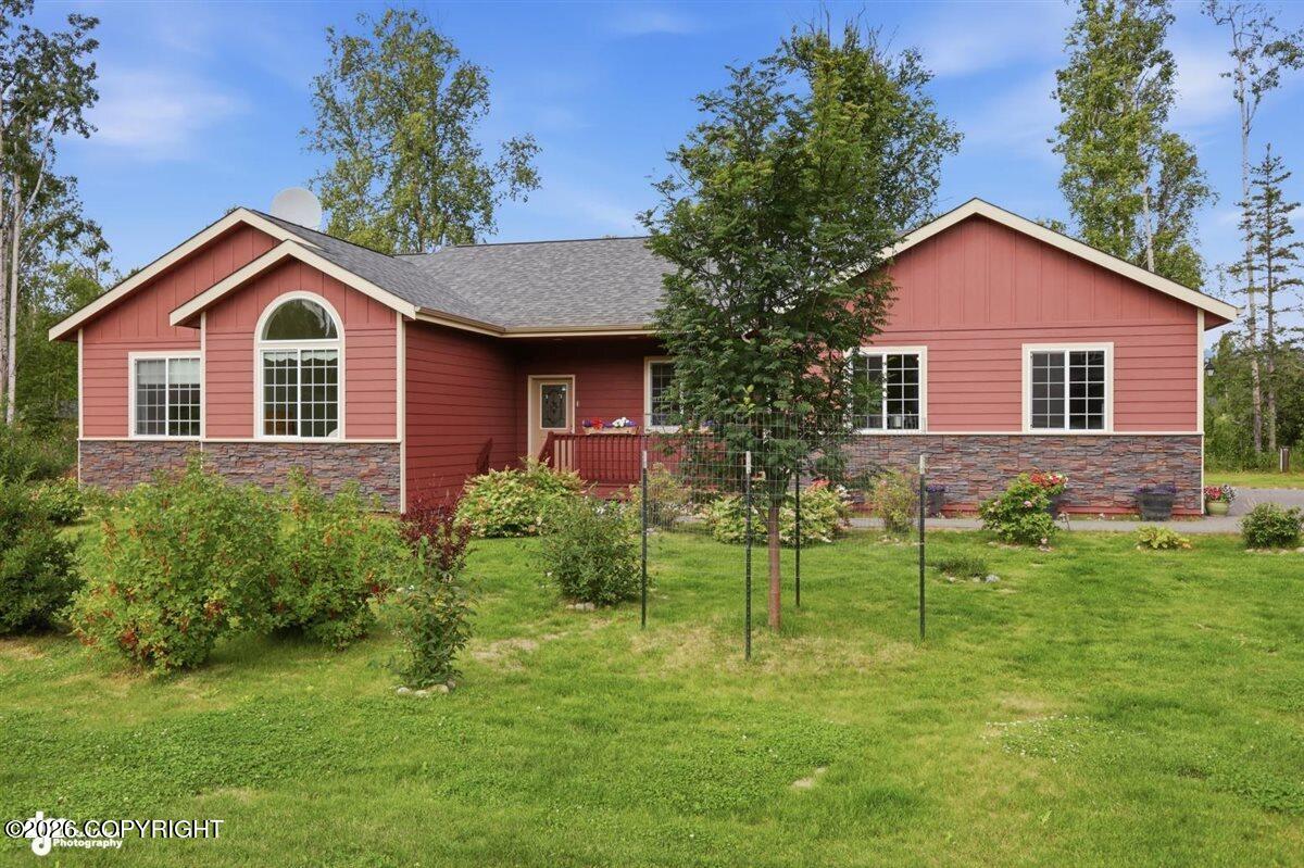 1200 N Bloodstone Circle Property Photo 4