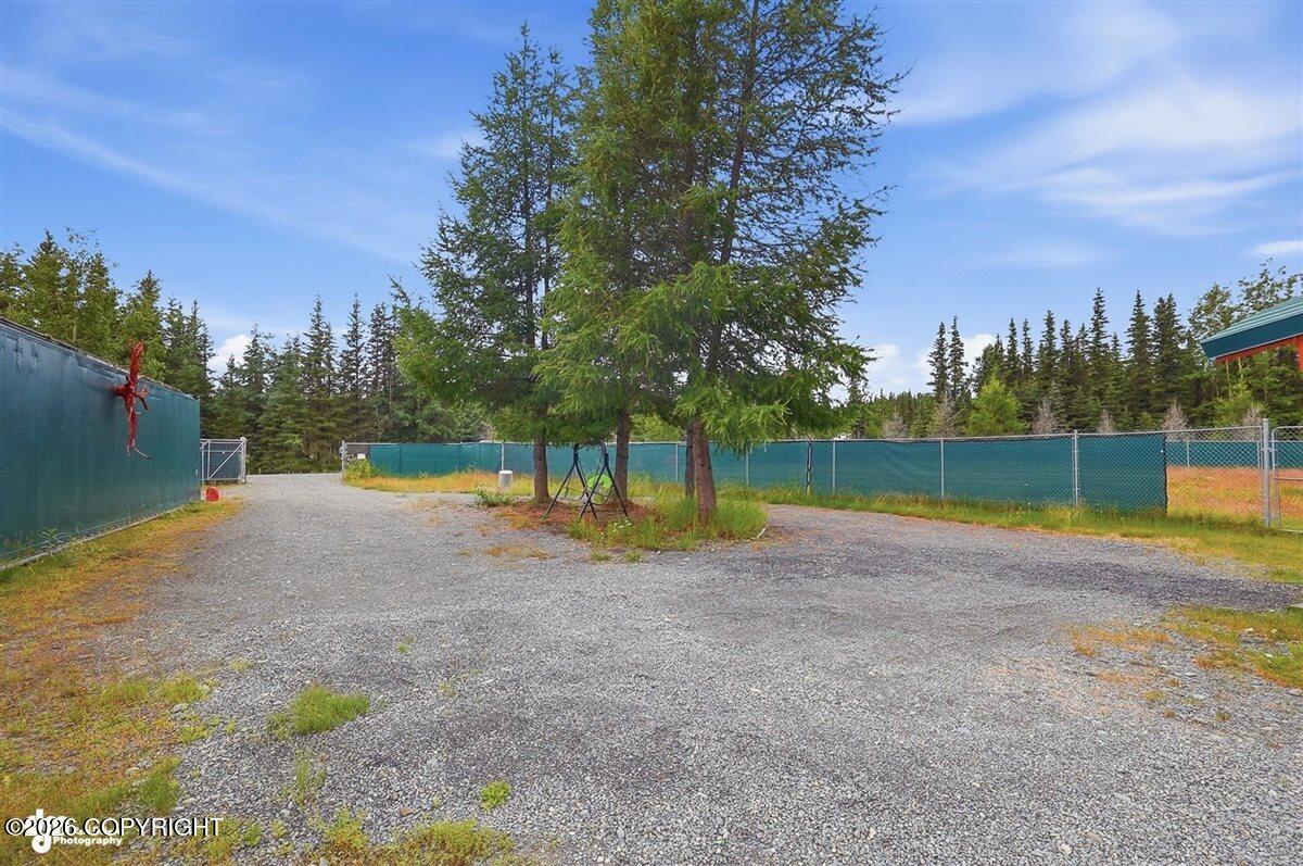 19130 Squirrel Street Property Photo 29