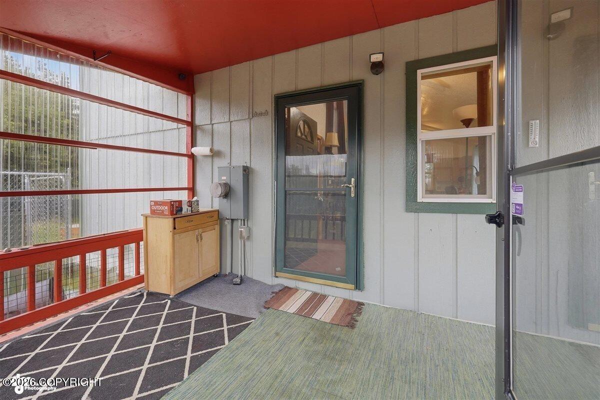 19130 Squirrel Street Property Photo 34