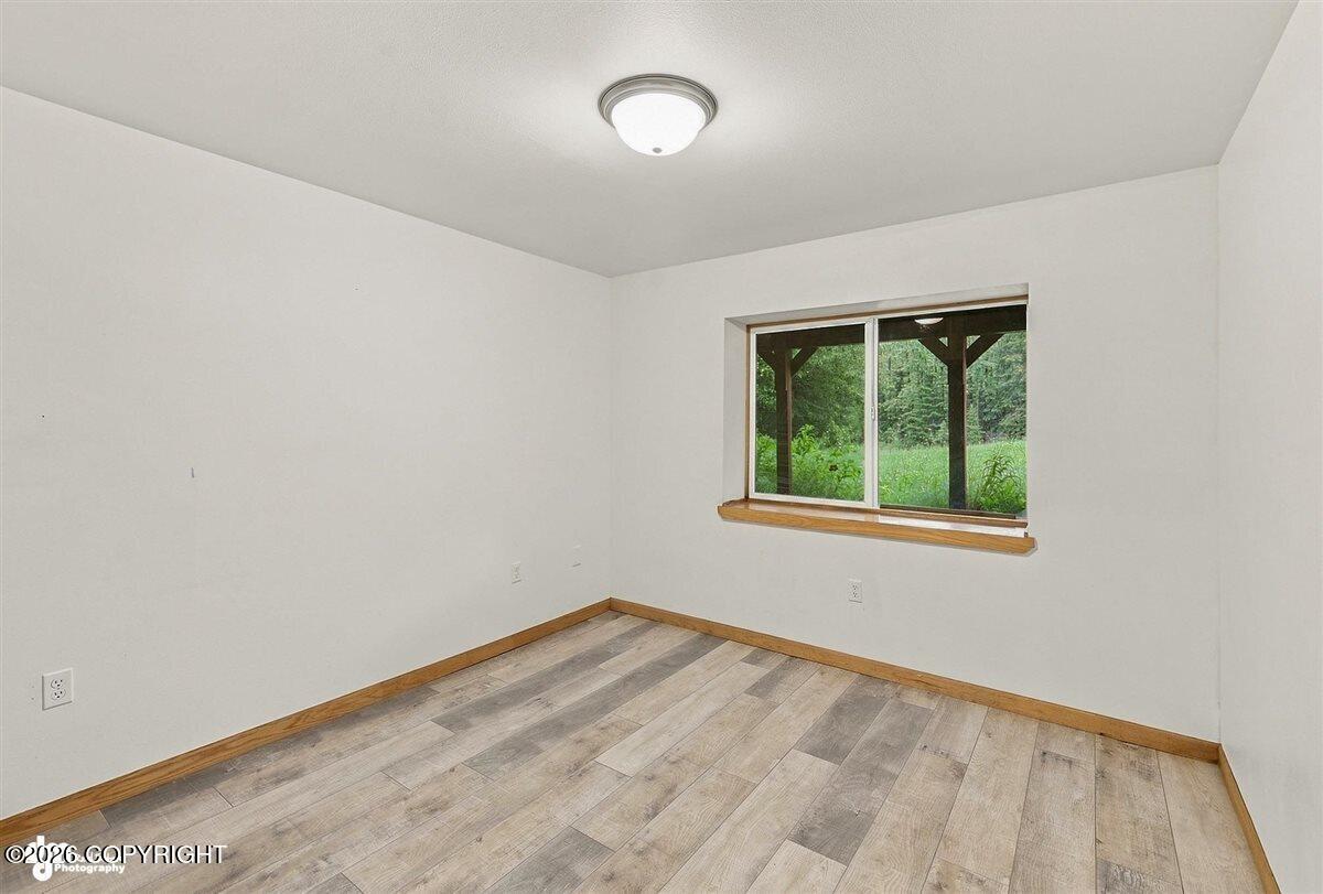 34624 North Fork Road Property Photo 26