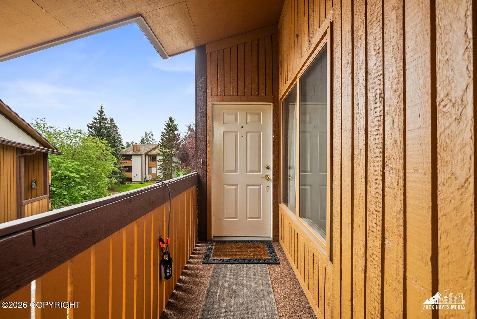 7340 Huntsmen Circle #g Property Photo 5